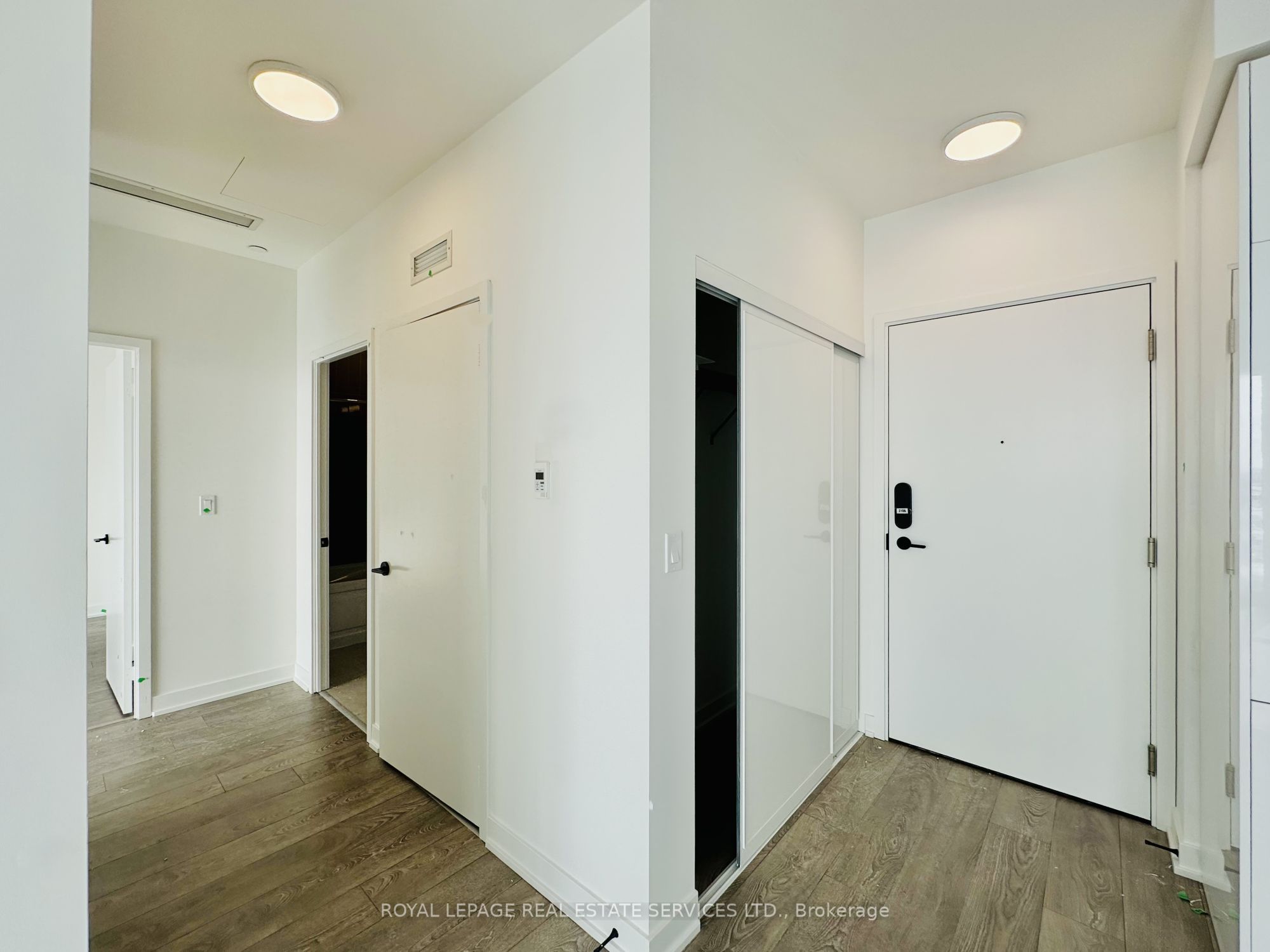 225 Malta Avenue 2106, Brampton, ON L6Y 6L6 photo 5