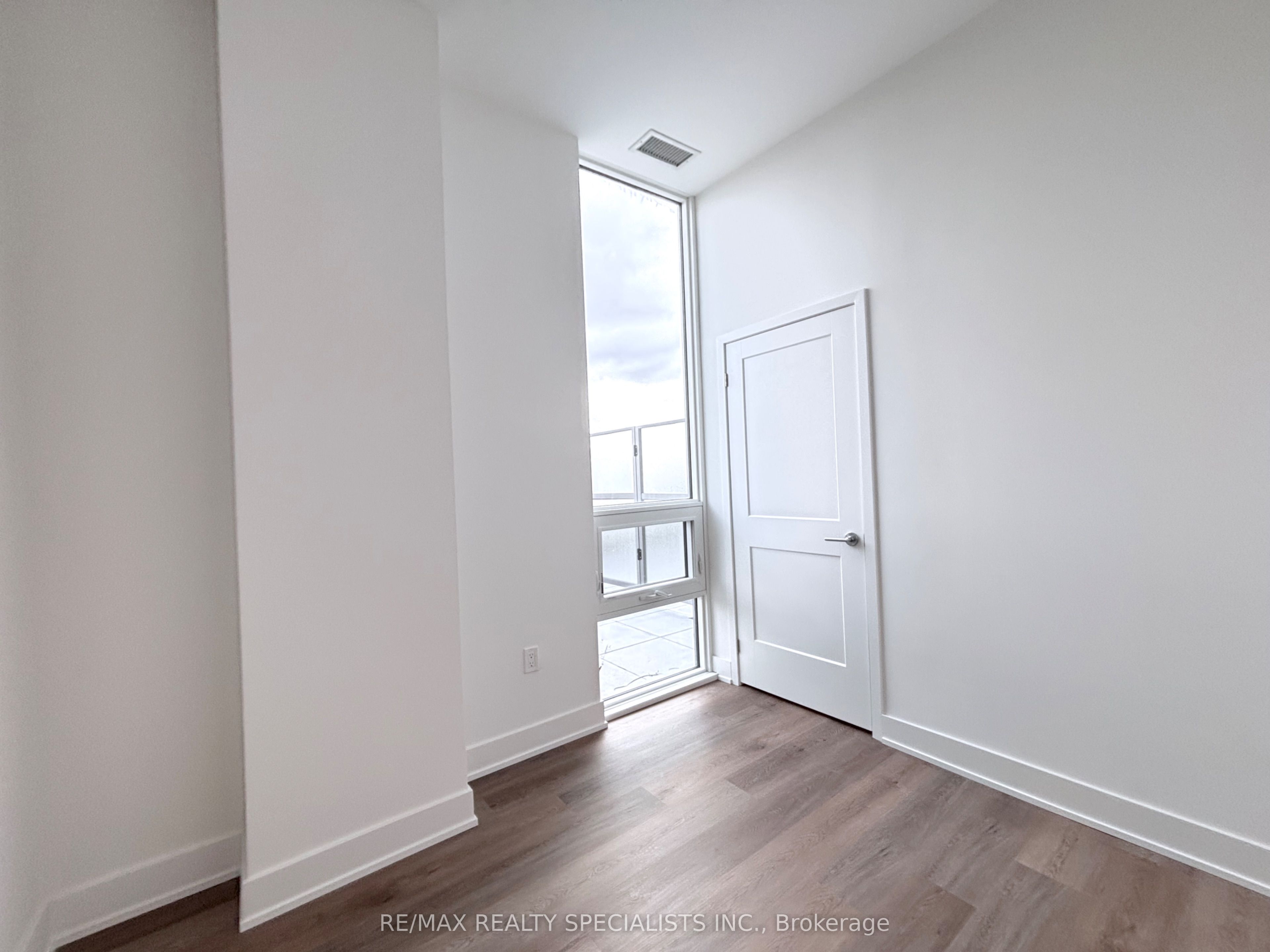 115 Nipissing Road 313, Milton, ON L9T 4Z9 photo 3