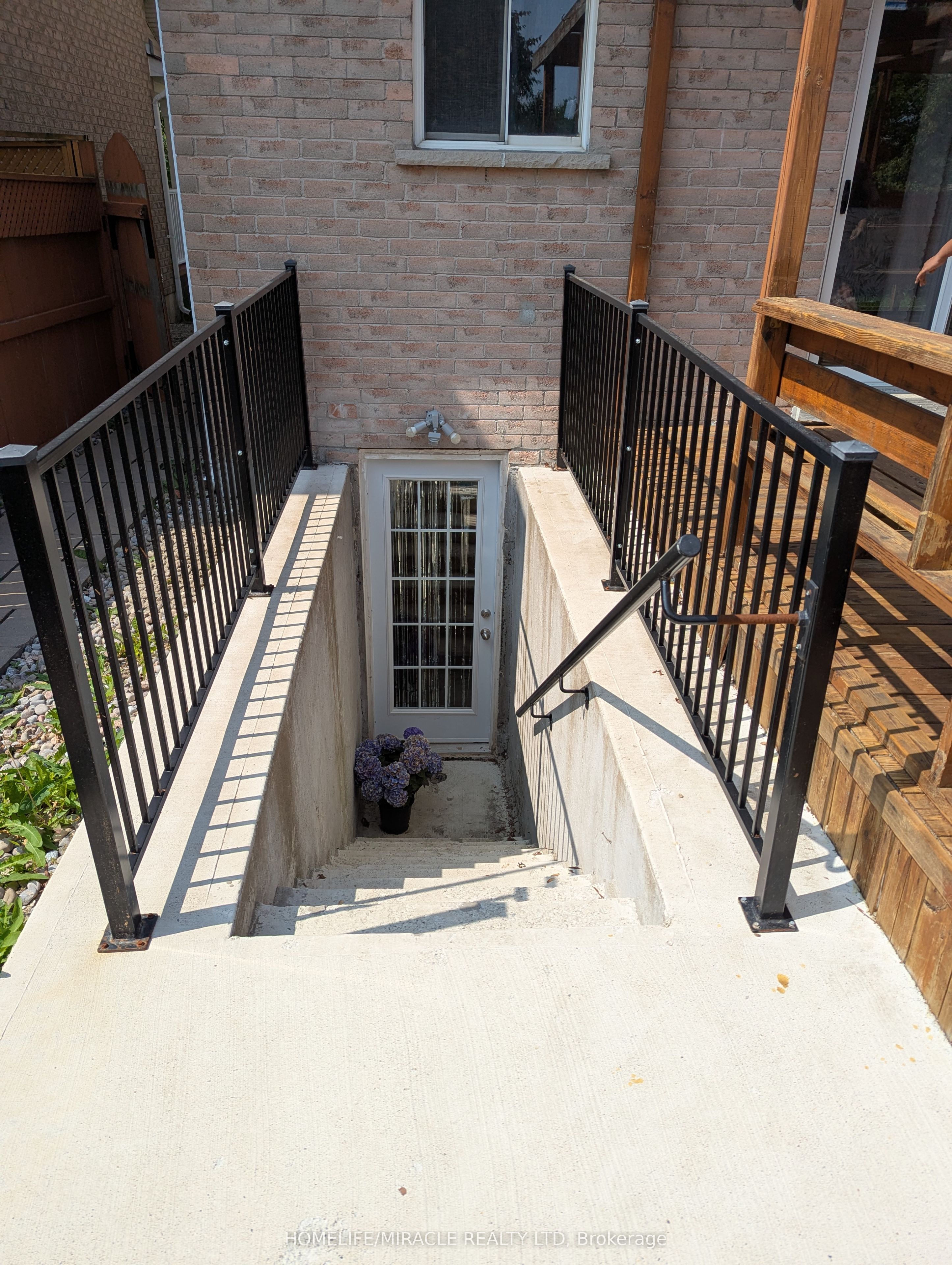 1599 Samuelson Circle (Basement) basement, Mississauga, ON L5N 7Z7 photo 4
