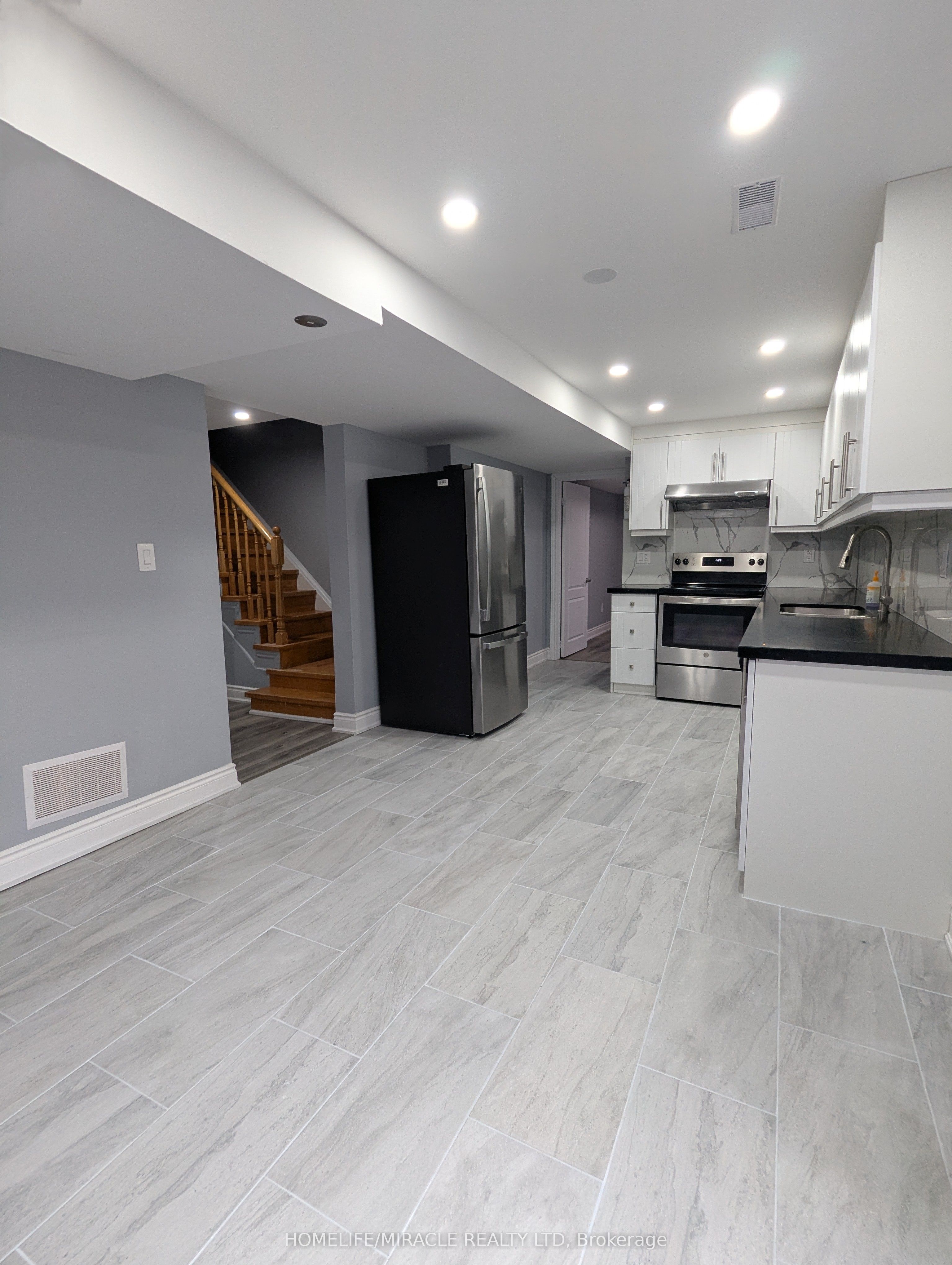 1599 Samuelson Circle (Basement) basement, Mississauga, ON L5N 7Z7 photo 5