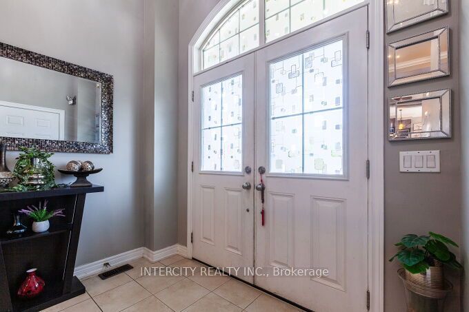 52 Mcpherson Road, Caledon, ON L7C 4A7 photo 4