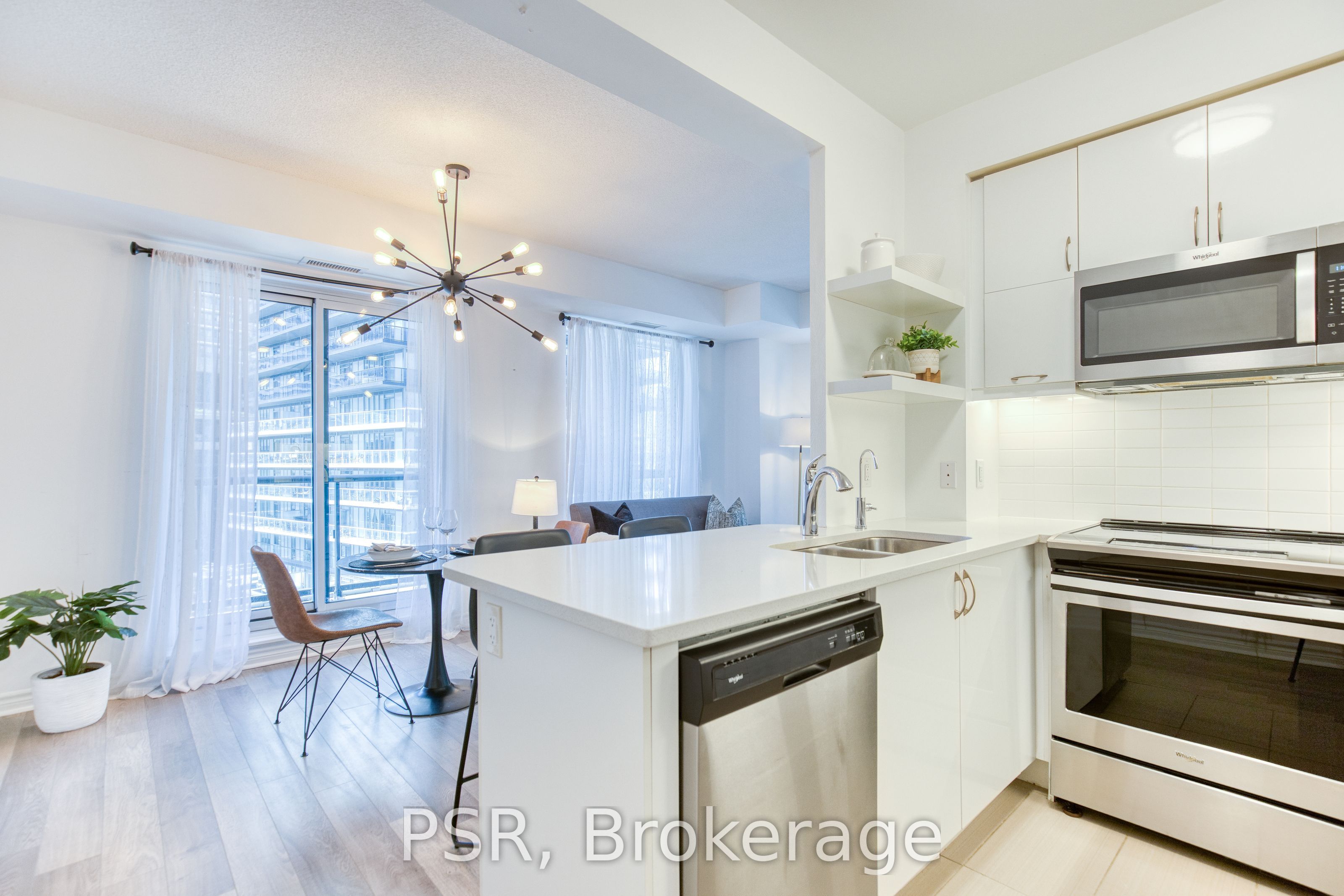 39 Annie Craig Avenue 905, Toronto, ON M8V 0H1 photo 4