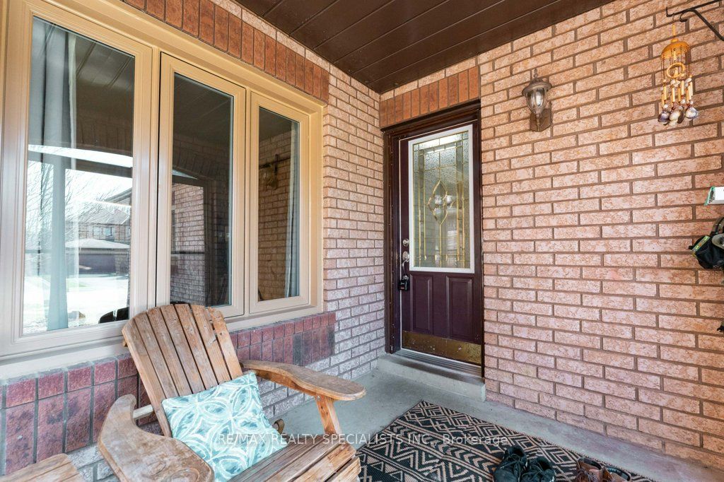 34 Killaloe Crescent, Halton Hills, ON L7G 5N2 photo 5