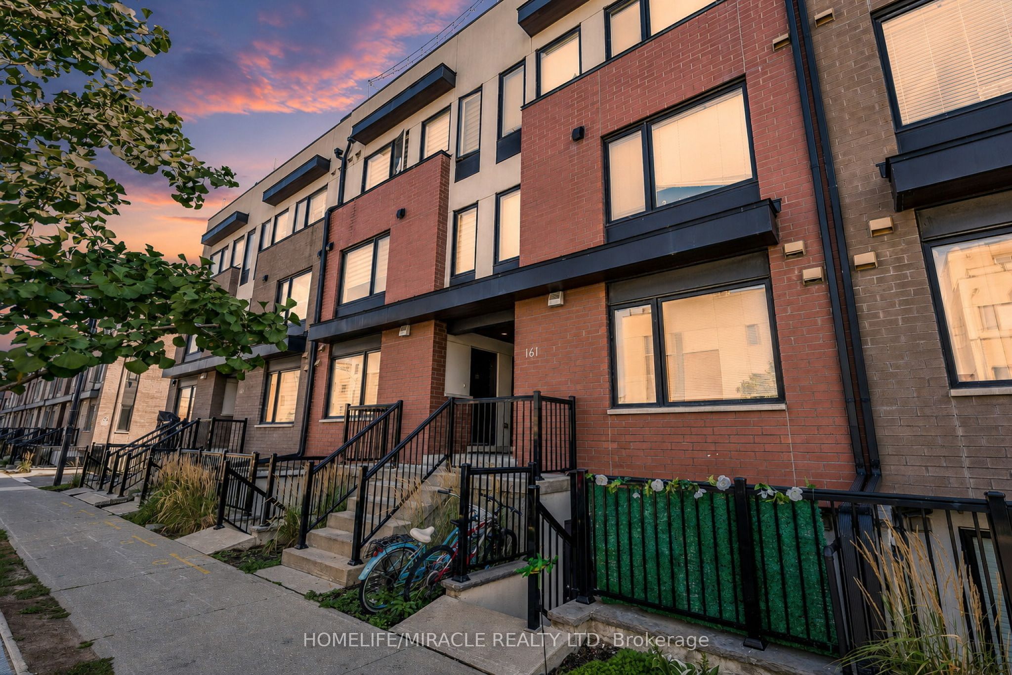 161 William Duncan Road 8, Toronto, ON M3K 0B9 photo 5