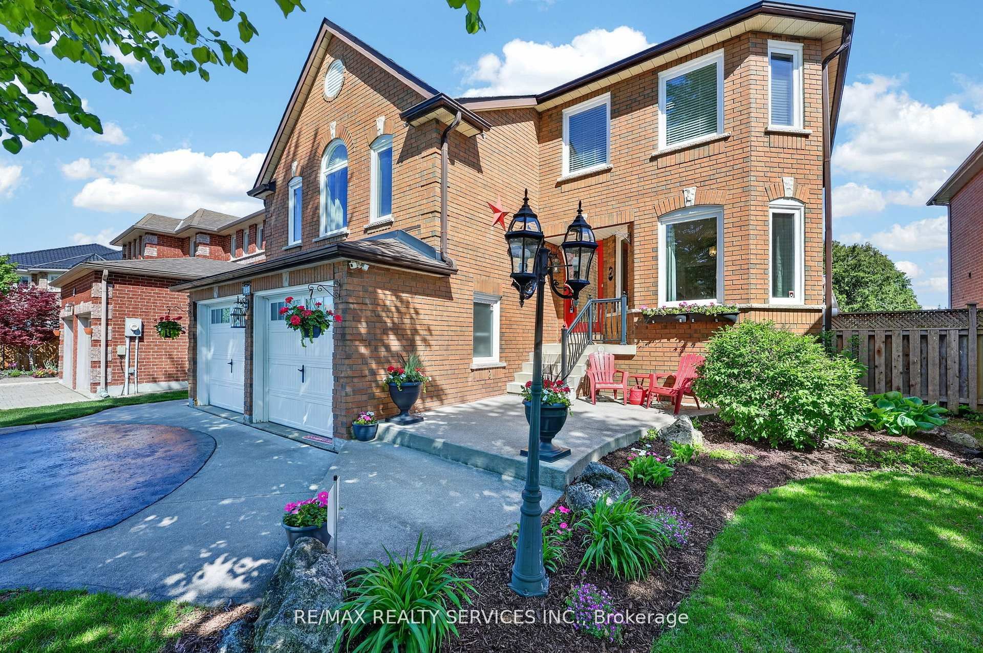 150 Royal Valley Drive, Caledon, ON L7C 1B3 photo 2