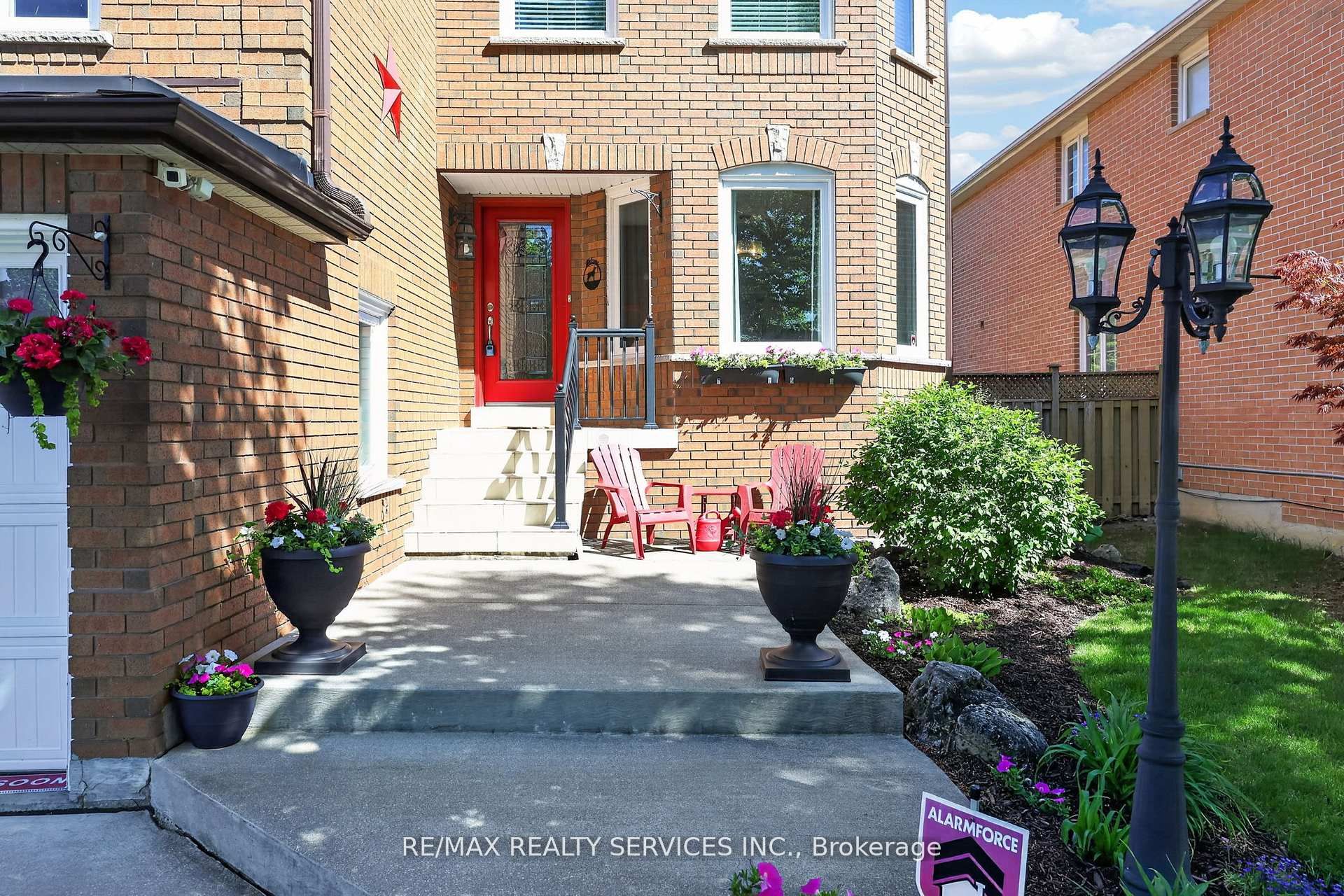 150 Royal Valley Drive, Caledon, ON L7C 1B3 photo 4