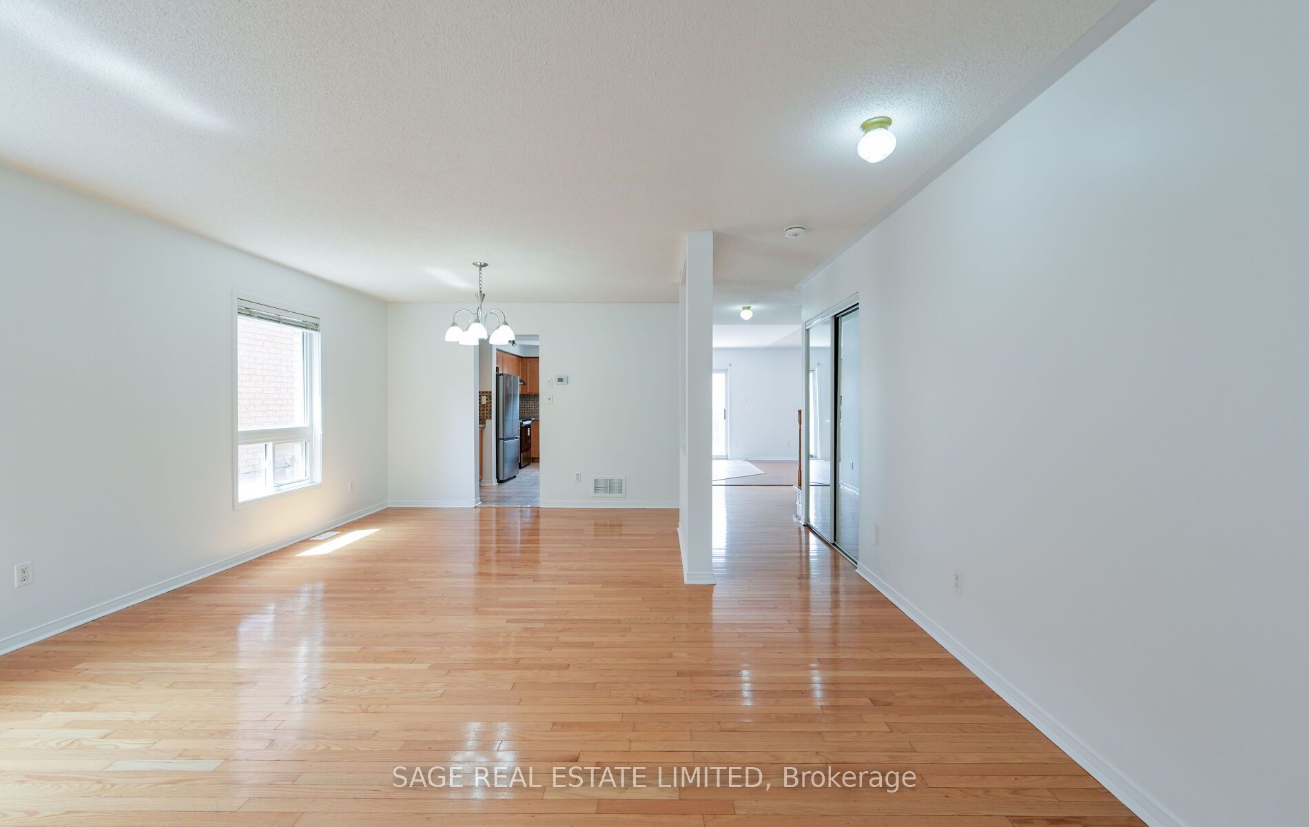 6 Fairhill Avenue, Brampton, ON L7A 2A9 photo 3
