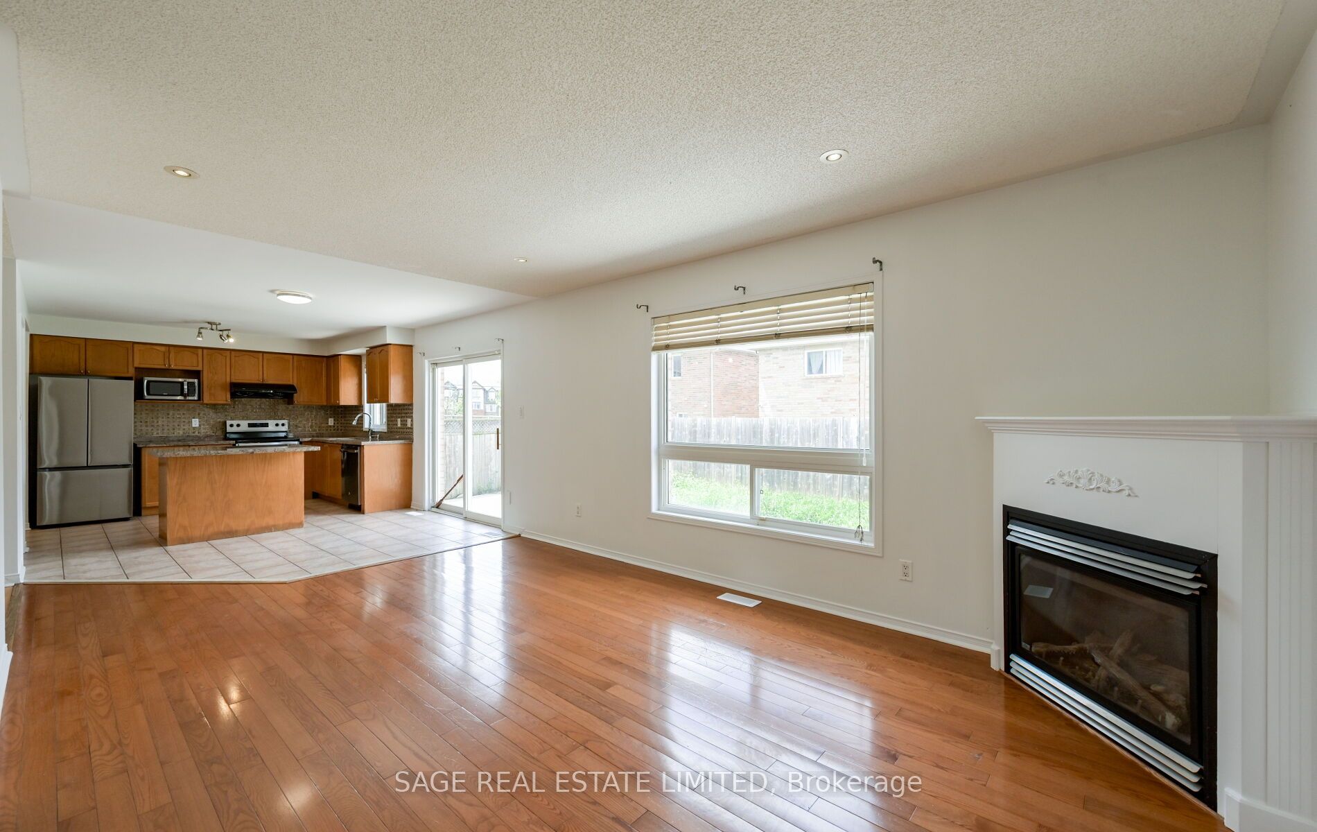 6 Fairhill Avenue, Brampton, ON L7A 2A9 photo 5