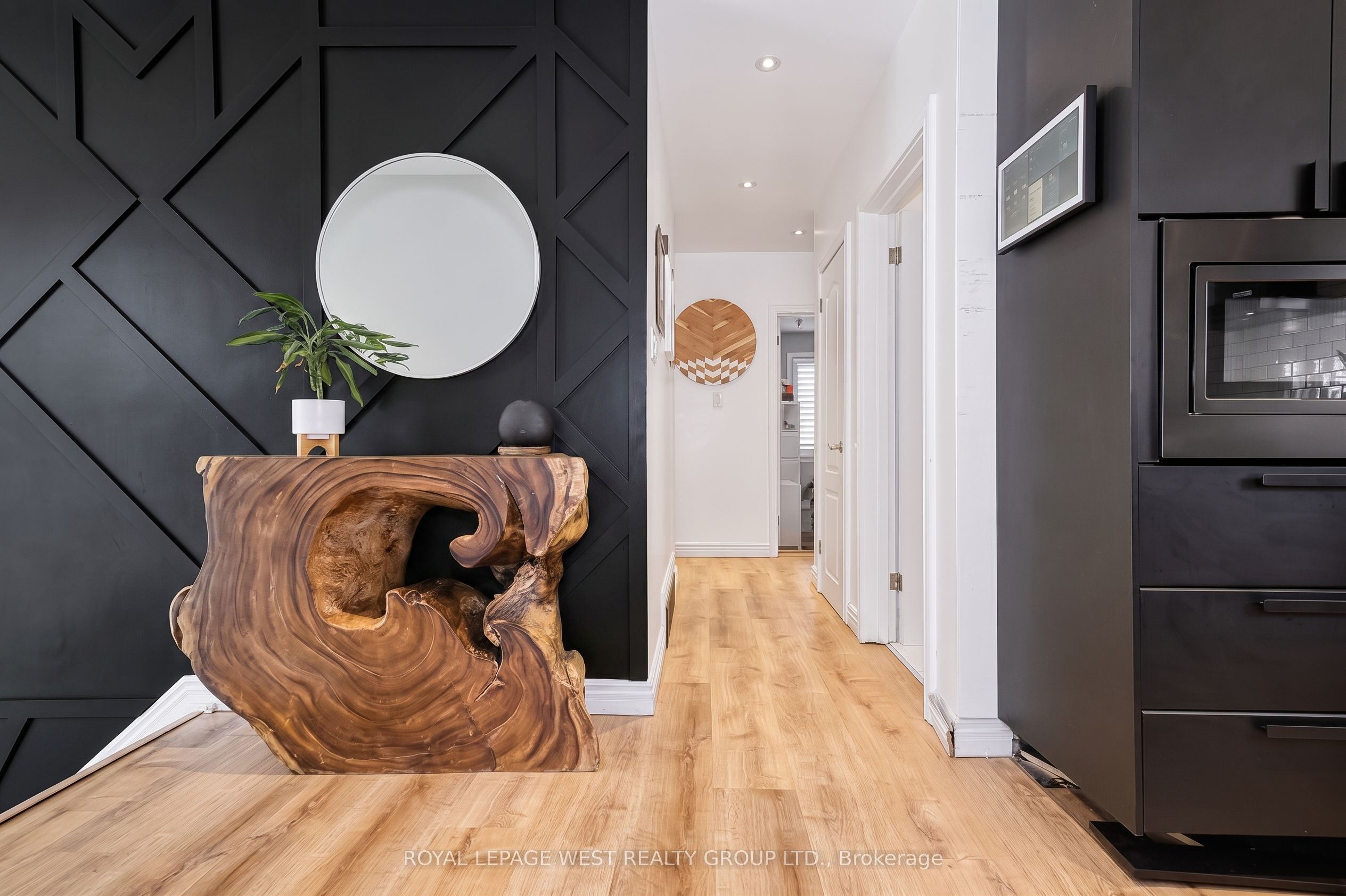 12 Leavenworth Crescent, Toronto, ON M9C 1T4 photo 5