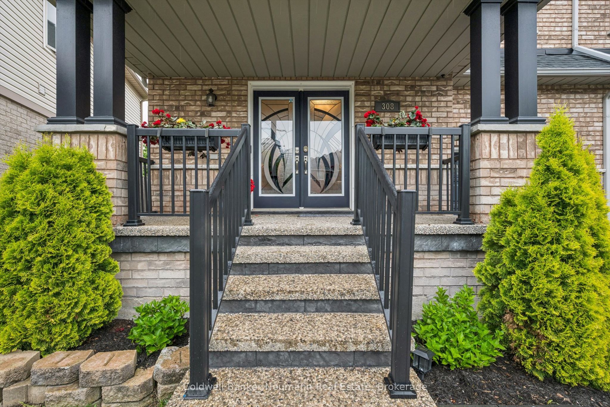 308 Fasken Court, Milton, ON L9T 6S9 photo 4