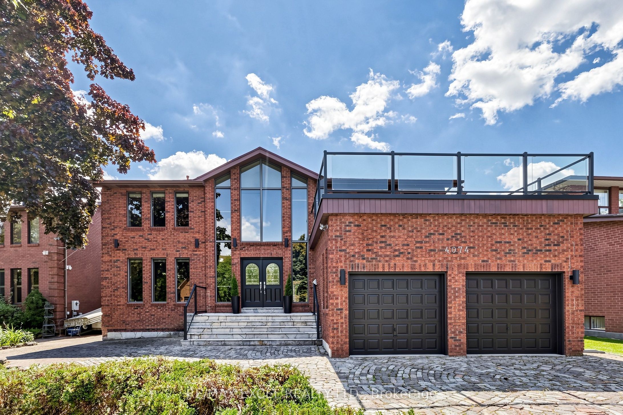 4074 River Mill Way, Mississauga, ON L4W 4A5