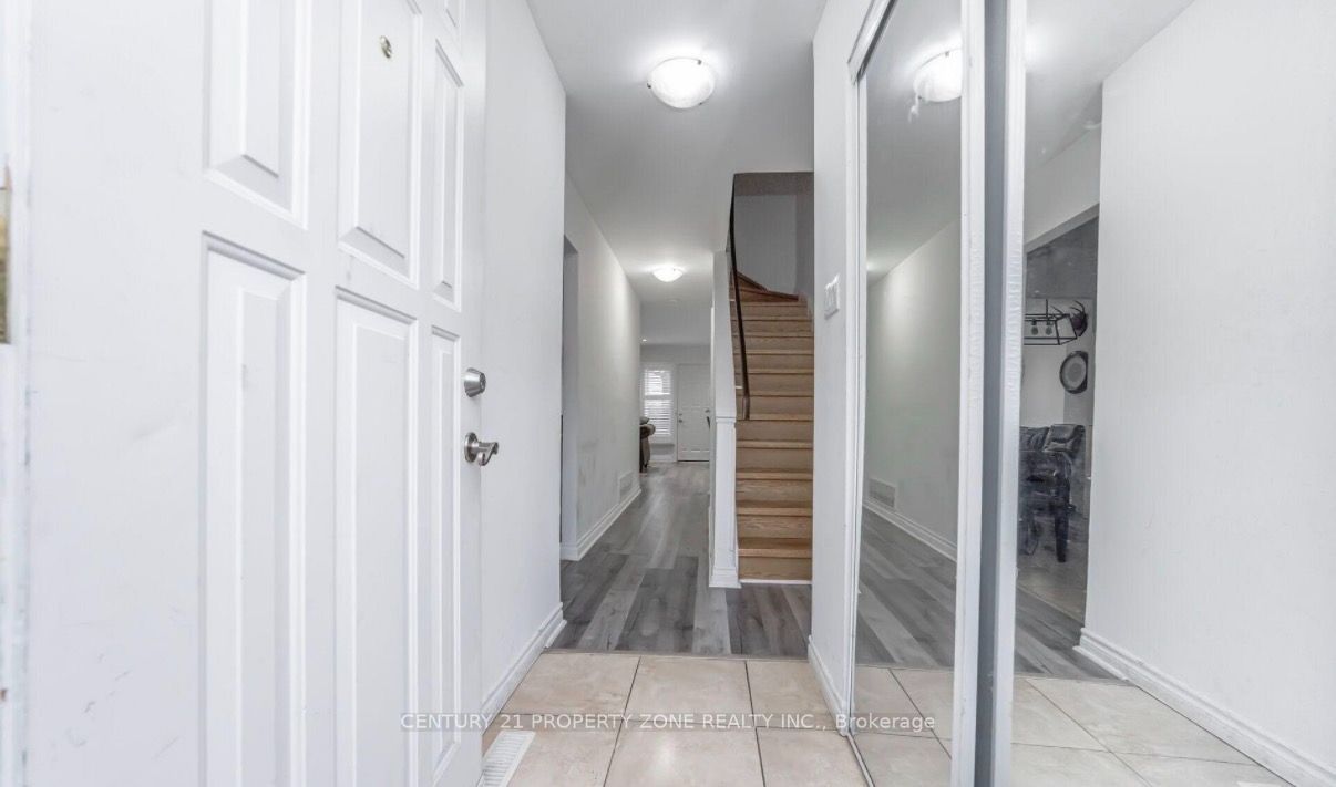 475 Bramalea Road 103, Brampton, ON L6T 2X2 photo 3
