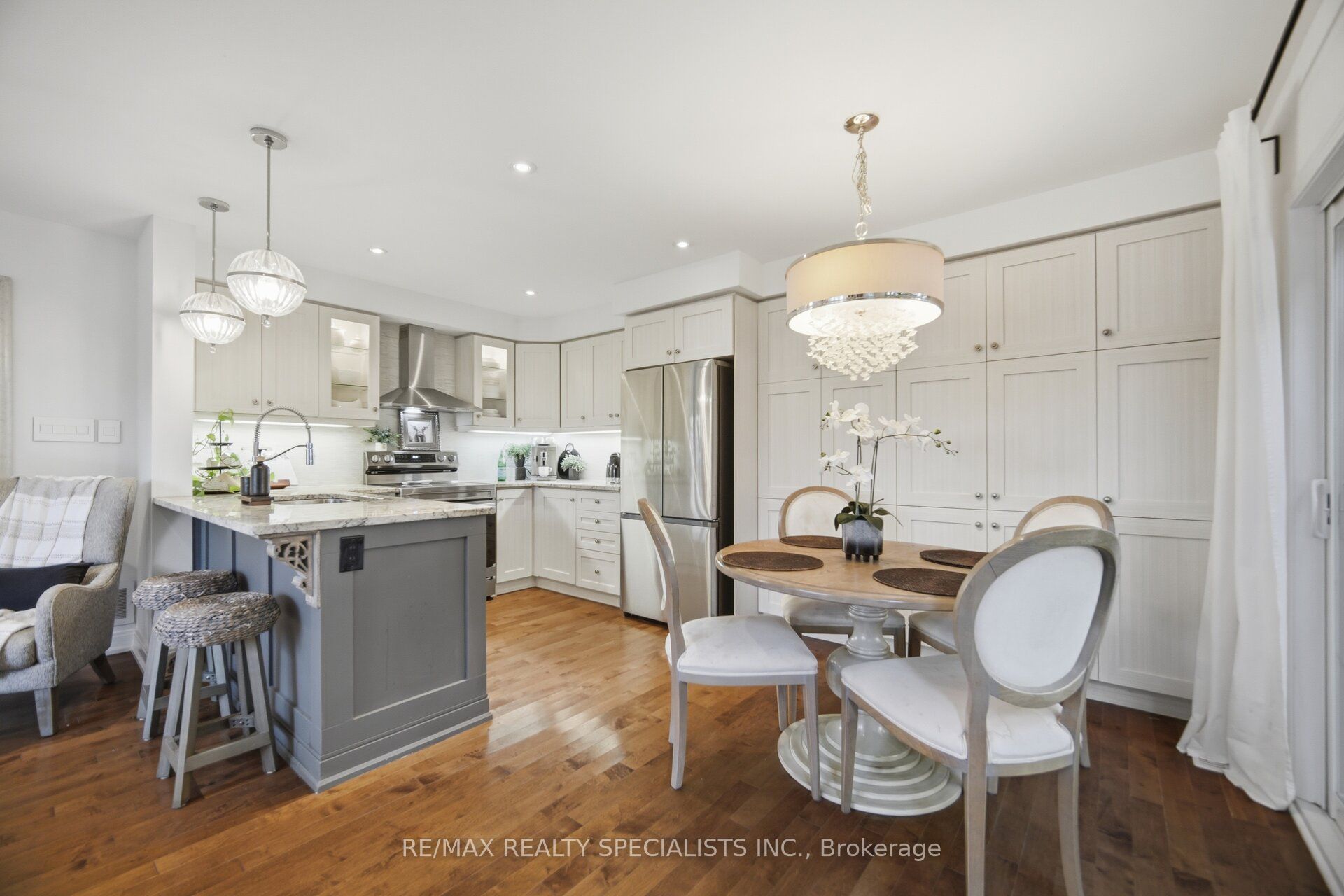 308 Mortimer Crescent, Milton, ON L9T 8N6 photo 5