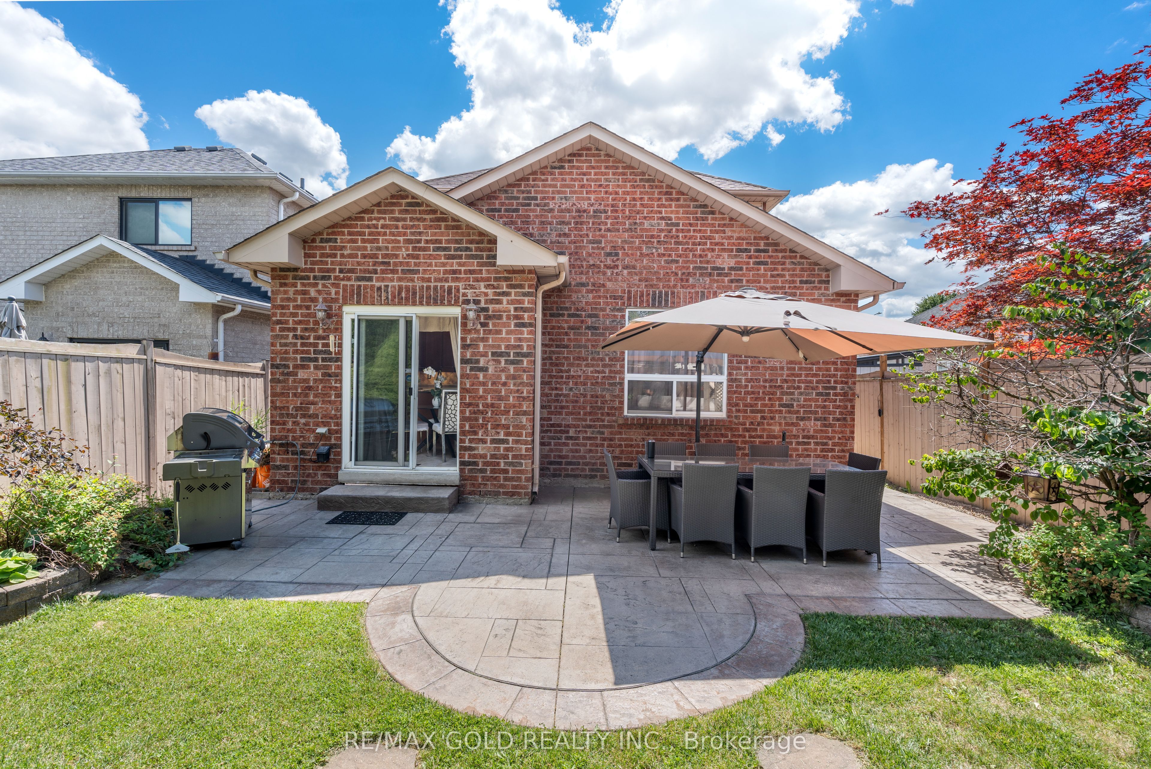 18 Sundridge Street, Brampton, ON L7A 1L3 photo 3