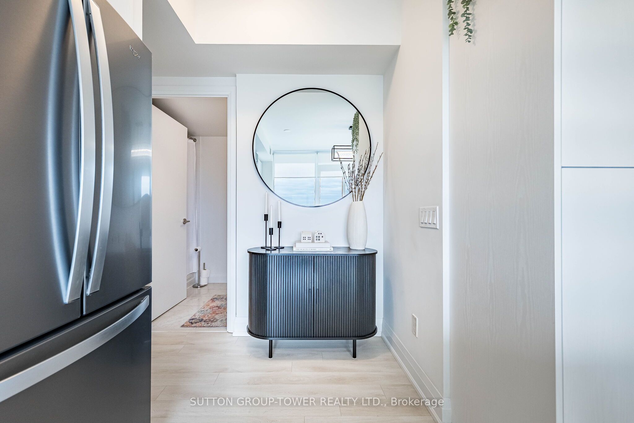 1461 Lawrence Avenue W 609, Toronto, ON M6L 0A6 photo 2