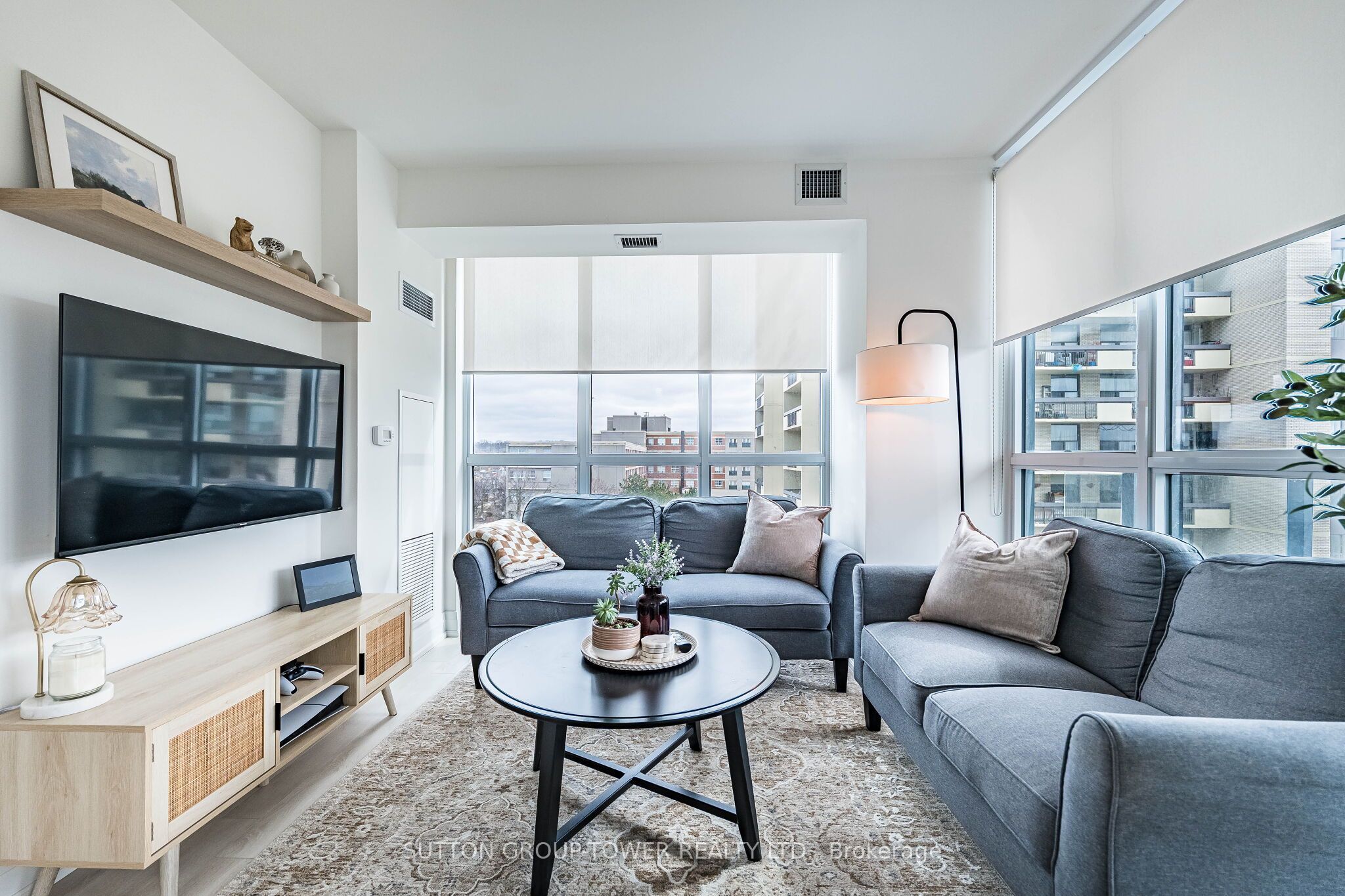 1461 Lawrence Avenue W 609, Toronto, ON M6L 0A6 photo 3