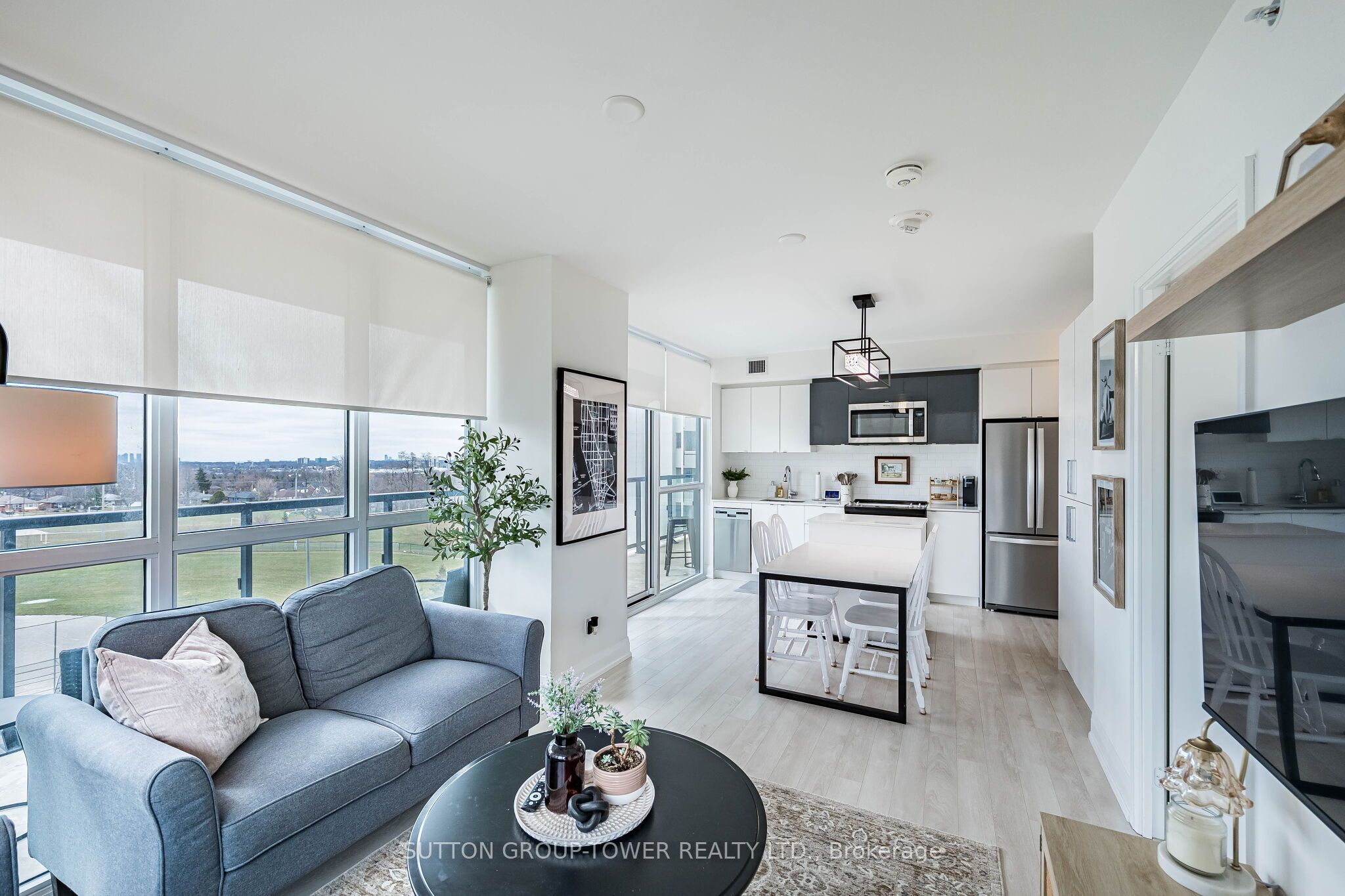 1461 Lawrence Avenue W 609, Toronto, ON M6L 0A6 photo 5