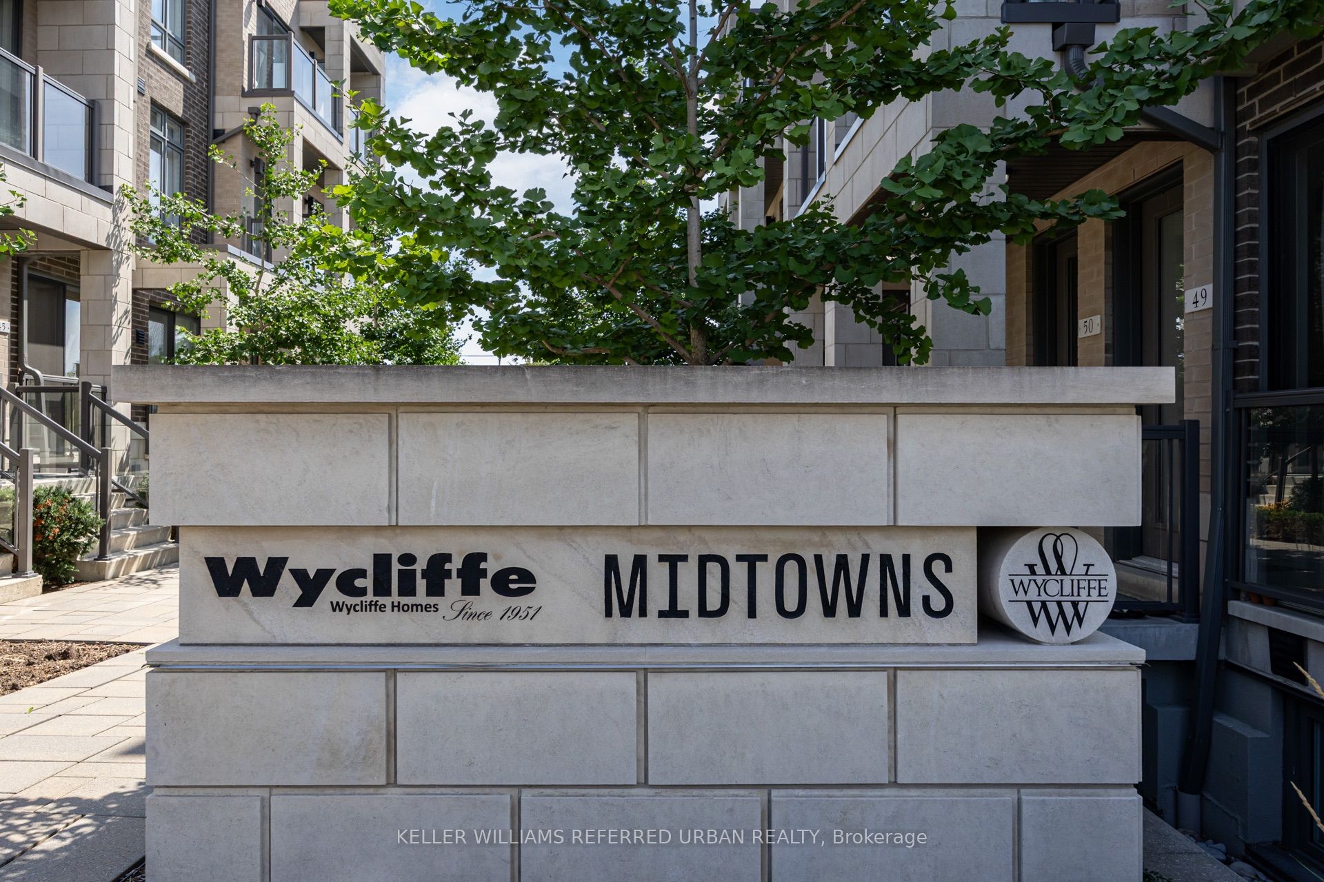 719 Lawrence Avenue W 52, Toronto, ON M6A 0C6 photo 4