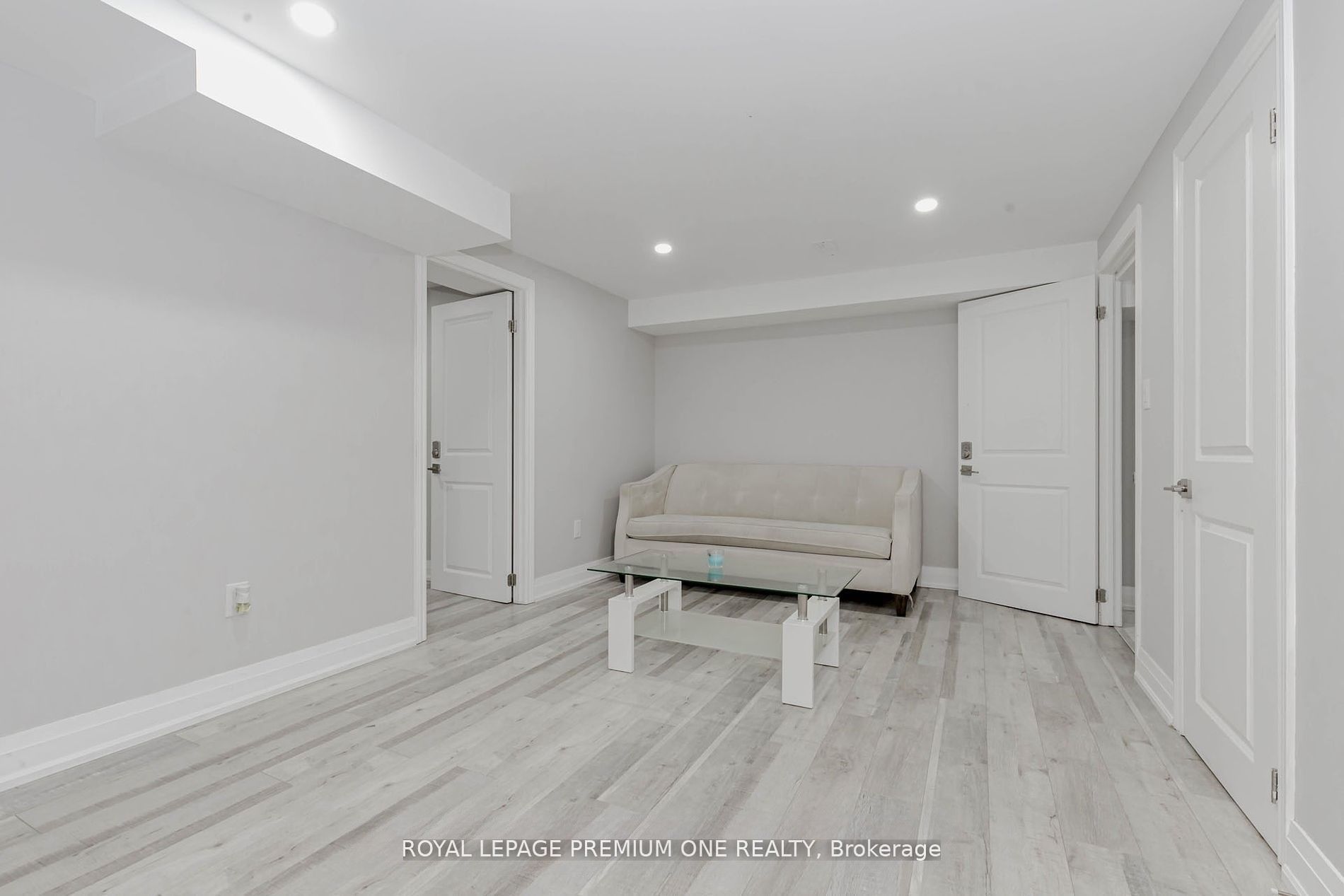 2085 Bridge Road Basement, Oakville, ON L6L 2E8 photo 5