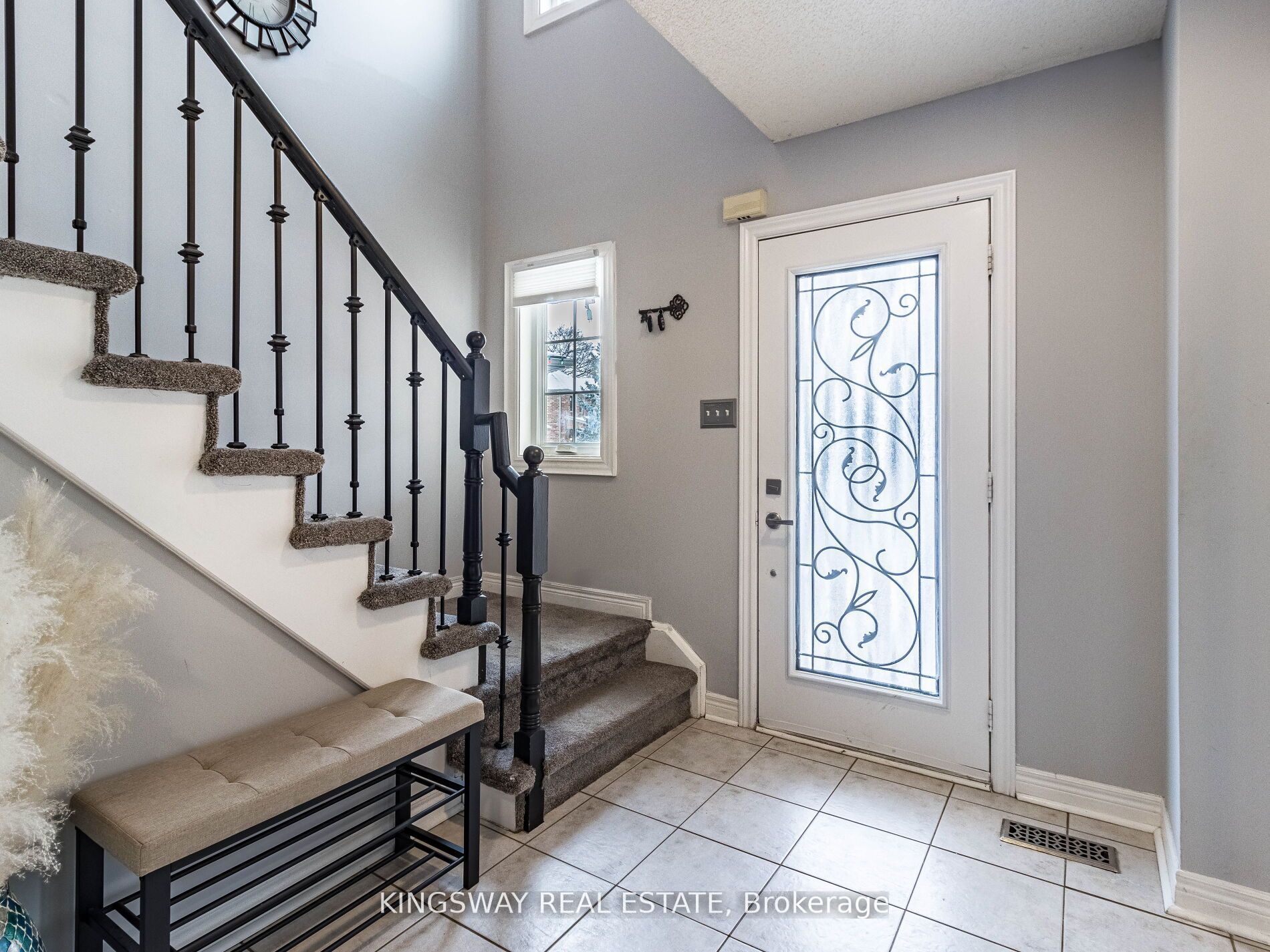 570 Enfield Road, Burlington, ON L7T 2X5 photo 5