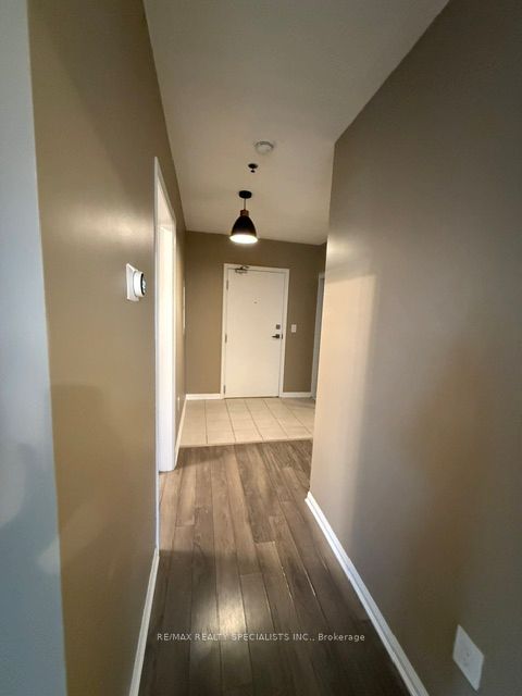 70 BAYCLIFFE Crescent 203, Brampton, ON L7A 0Z5 photo 5