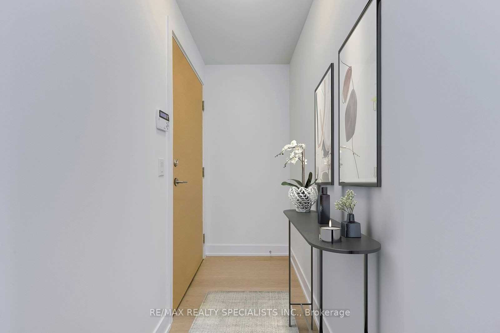 20 Shore Breeze Drive 321, Toronto, ON M8V 0C7 photo 5