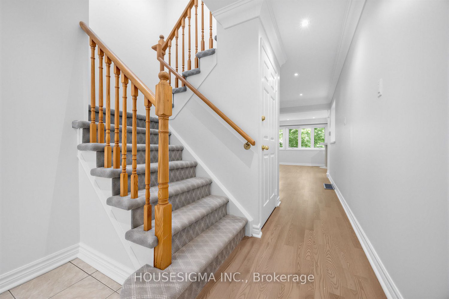 2199 Burnhamthorpe Road W 7, Mississauga, ON L5L 5M7 photo 3