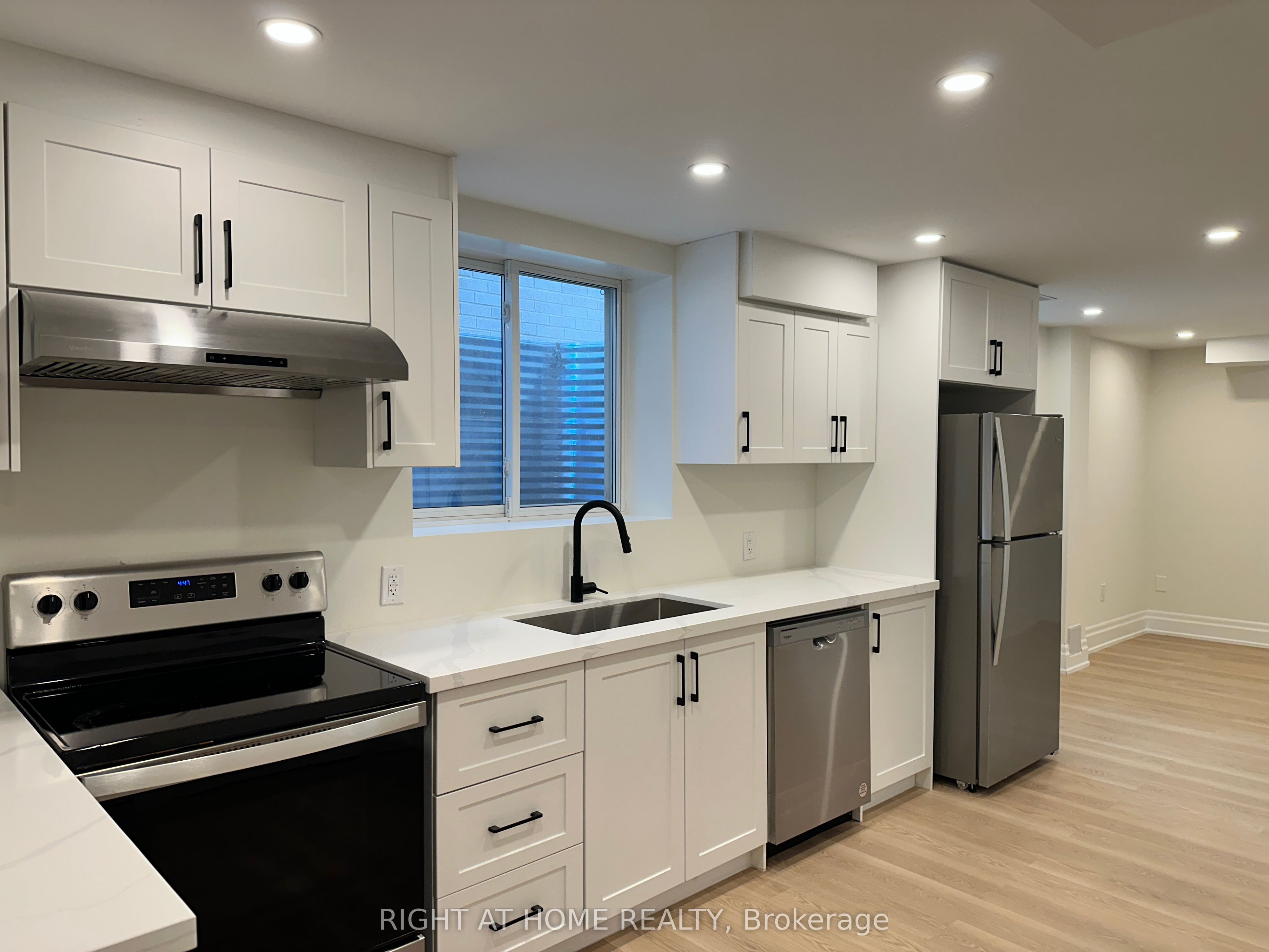 12 Coulterville Drive BASEMENT, Caledon, ON L7C 4M2 photo 3