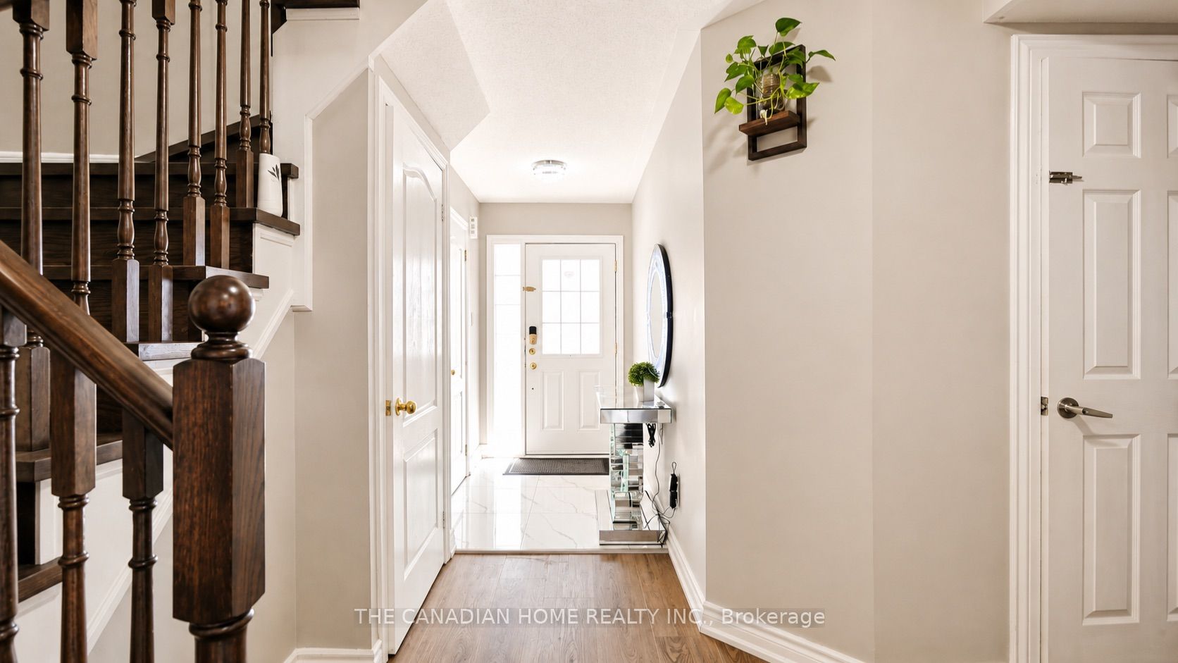124 Tomabrook Crescent, Brampton, ON L6R 0V5 photo 2