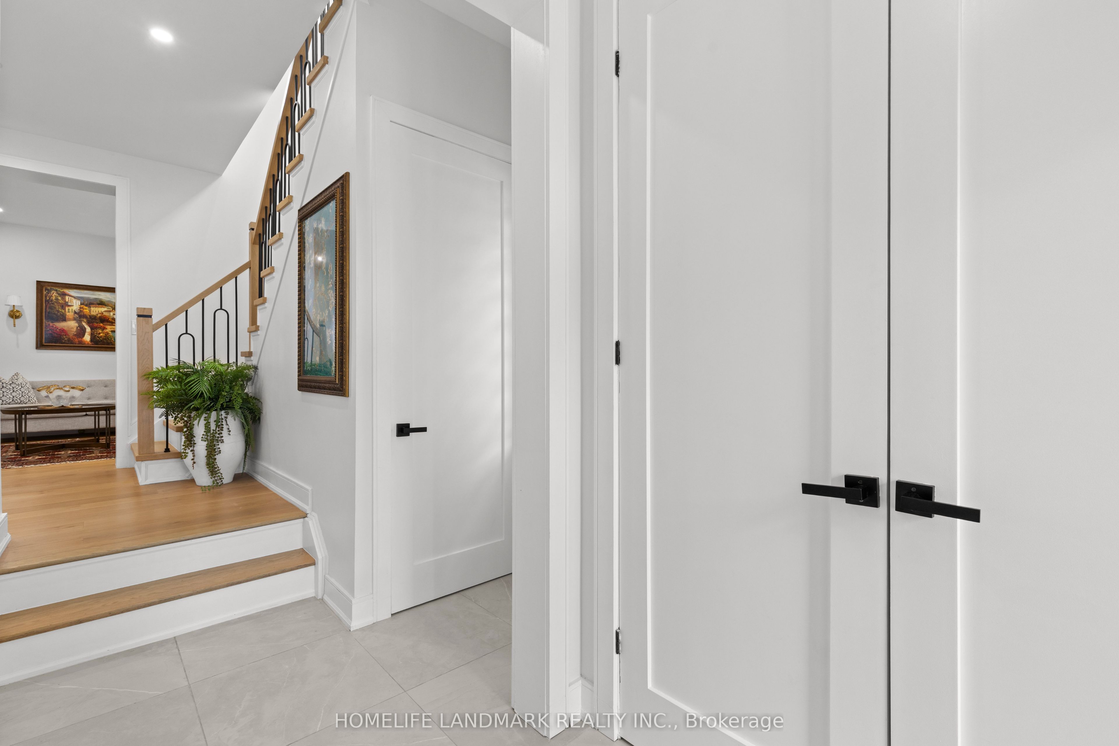 948 Kelman Court, Milton, ON L9T 2Y4 photo 4