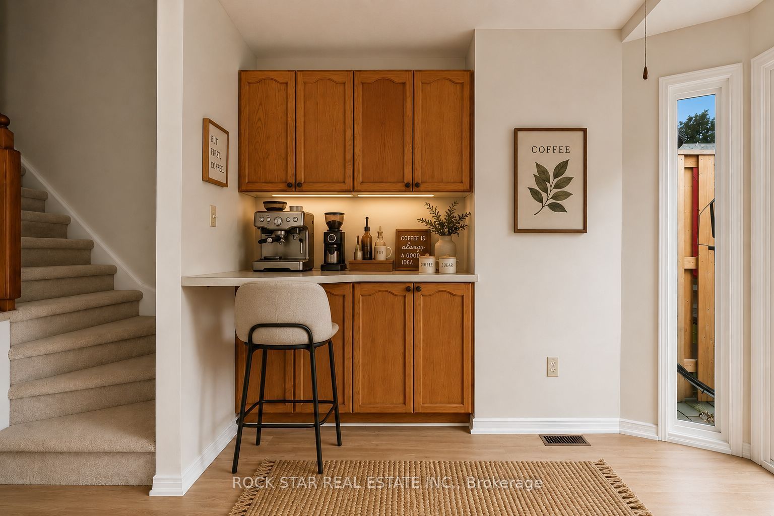 895 Maple Avenue 331, Burlington, ON L7S 2H7 photo 3