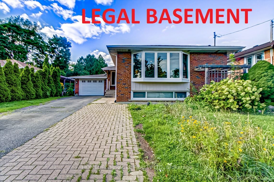 30 Fallowfield Road, Toronto, ON M9W 2W2