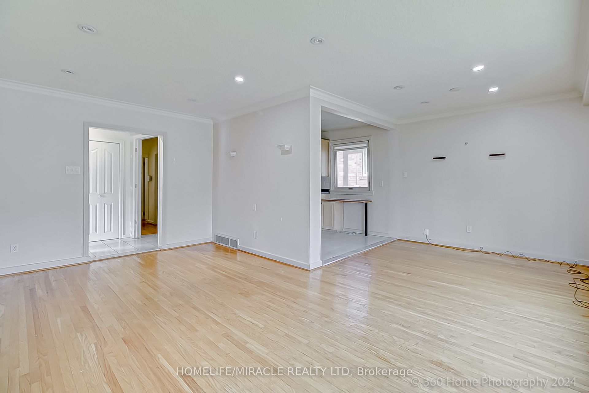30 Fallowfield Road, Toronto, ON M9W 2W2 photo 5