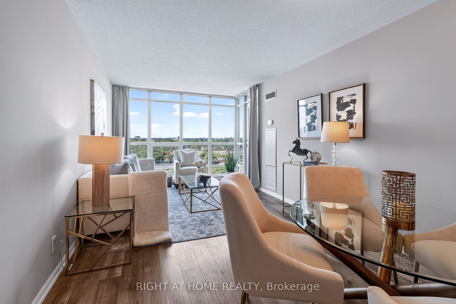 185 Legion Road N 1417, Toronto, ON M8Y 0A1 photo 4