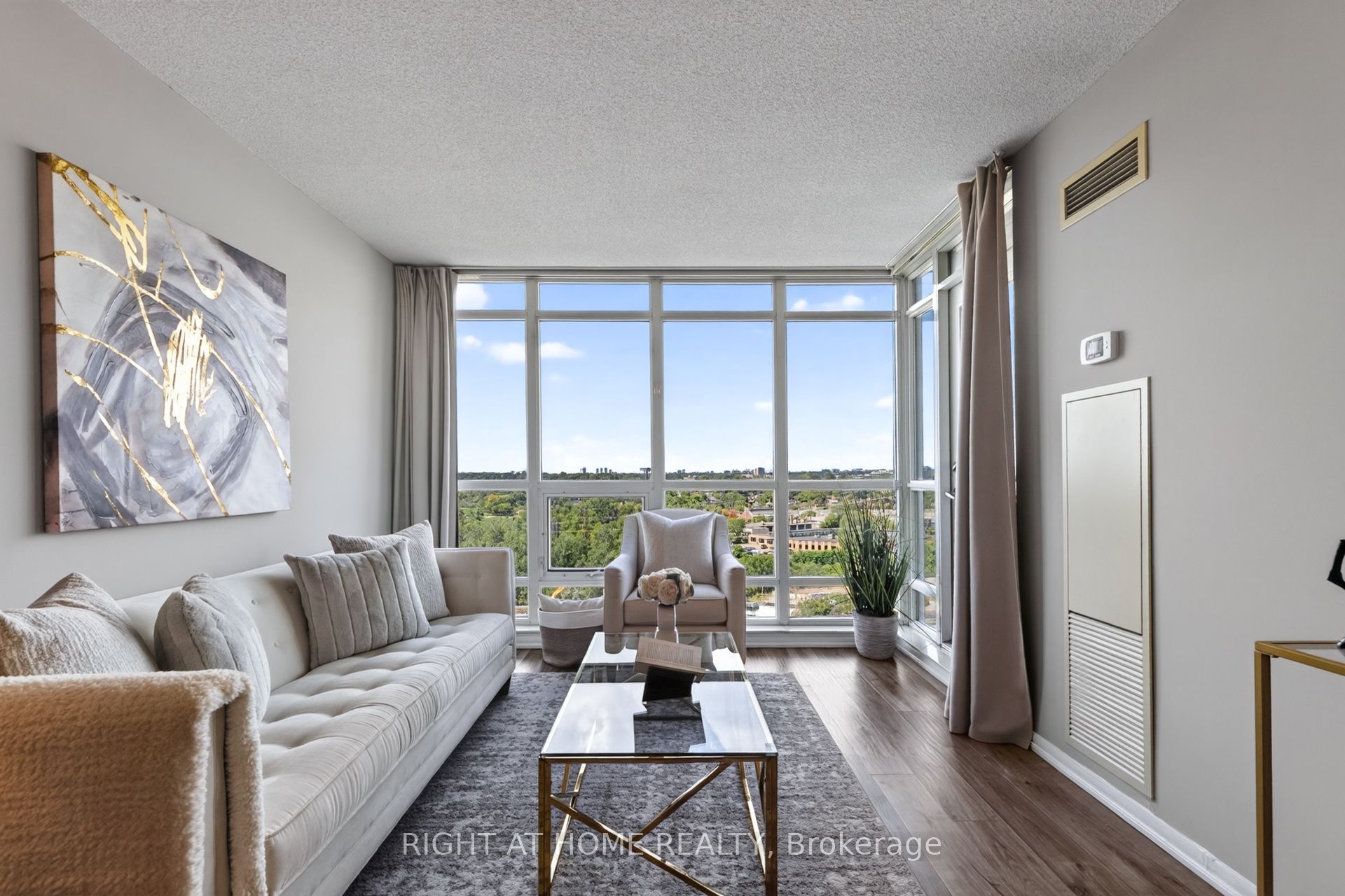 185 Legion Road N 1417, Toronto, ON M8Y 0A1 photo 5