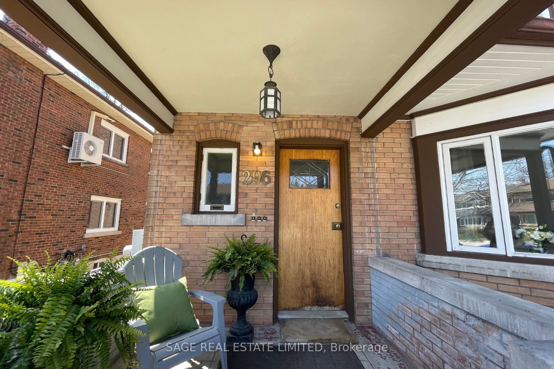 296 Runnymede Road 1, Toronto, ON M6S 2Y6 photo 3