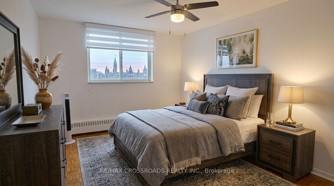5 Frith Road 1004, Toronto, ON M3N 2L5 photo 4
