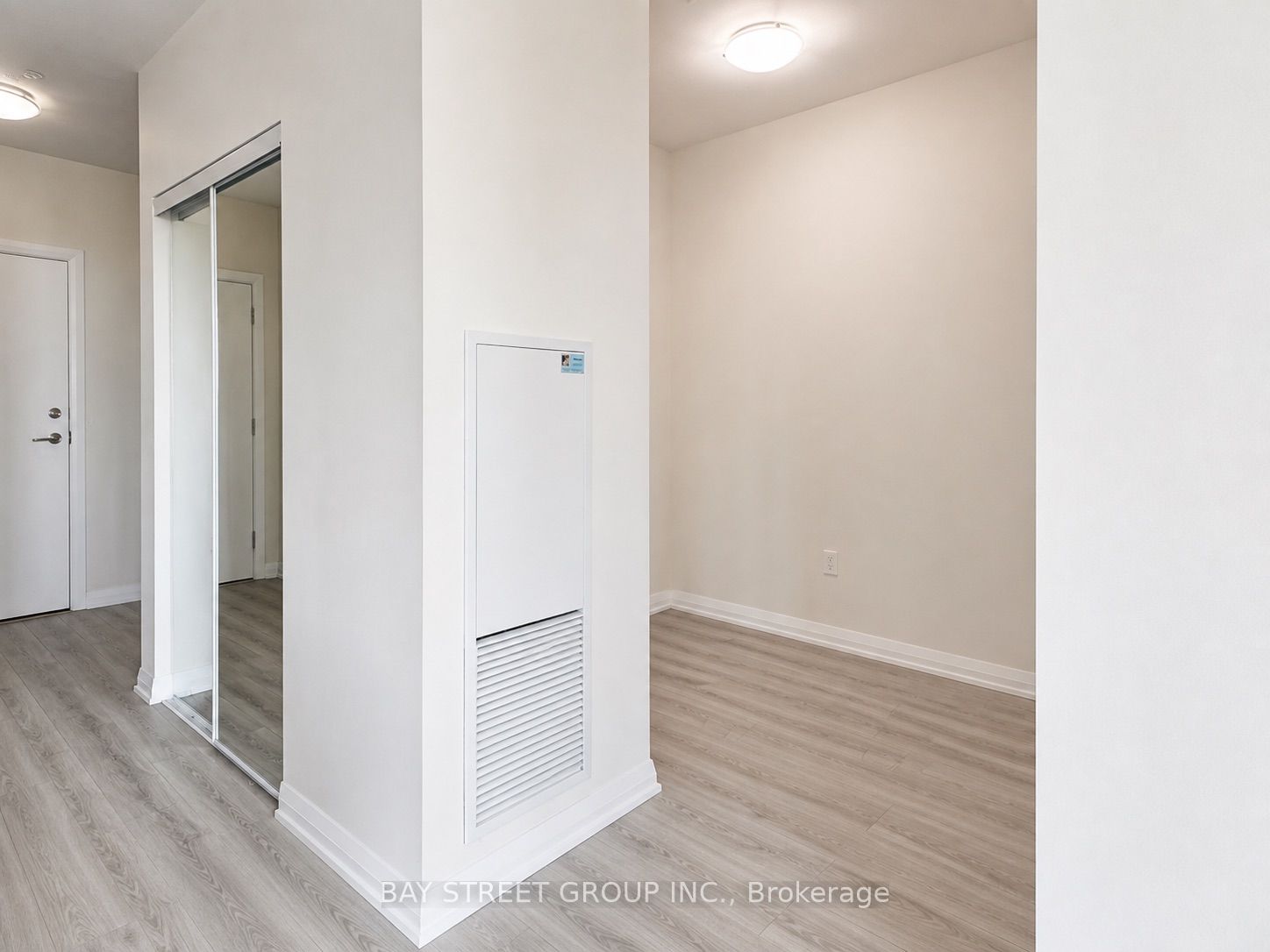 65 Watergarden Drive 302, Mississauga, ON L5R 0G9 photo 5
