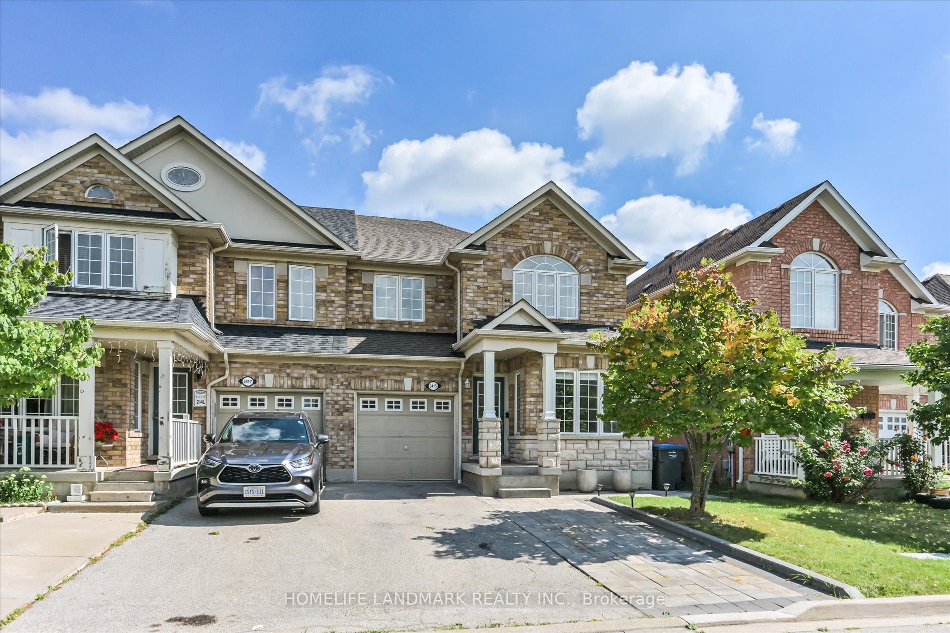 5415 Rochelle Way, Mississauga, ON L5N 7Y2 photo 2