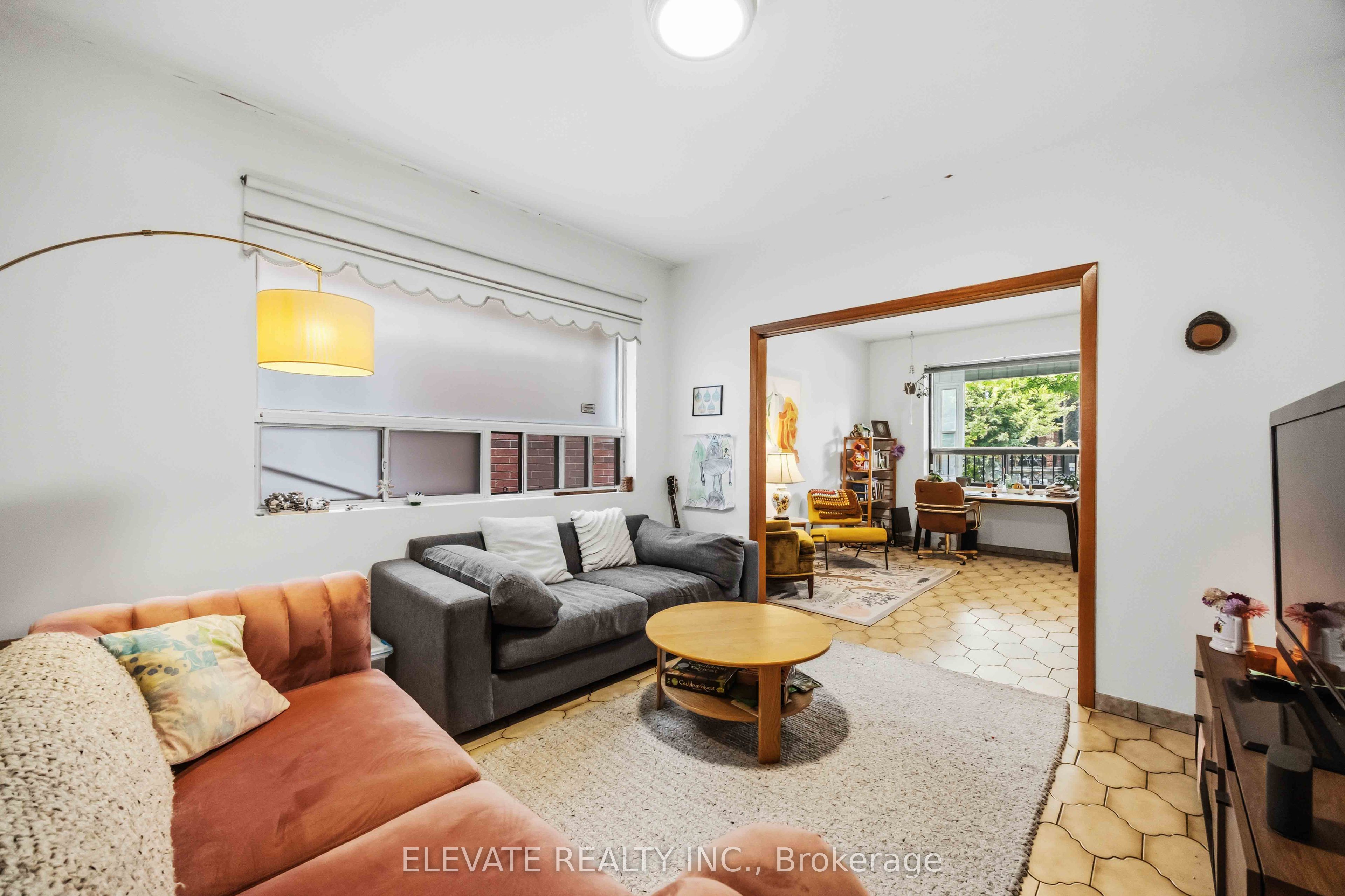 236 Symington Avenue, Toronto, ON M6P 3W6 photo 5