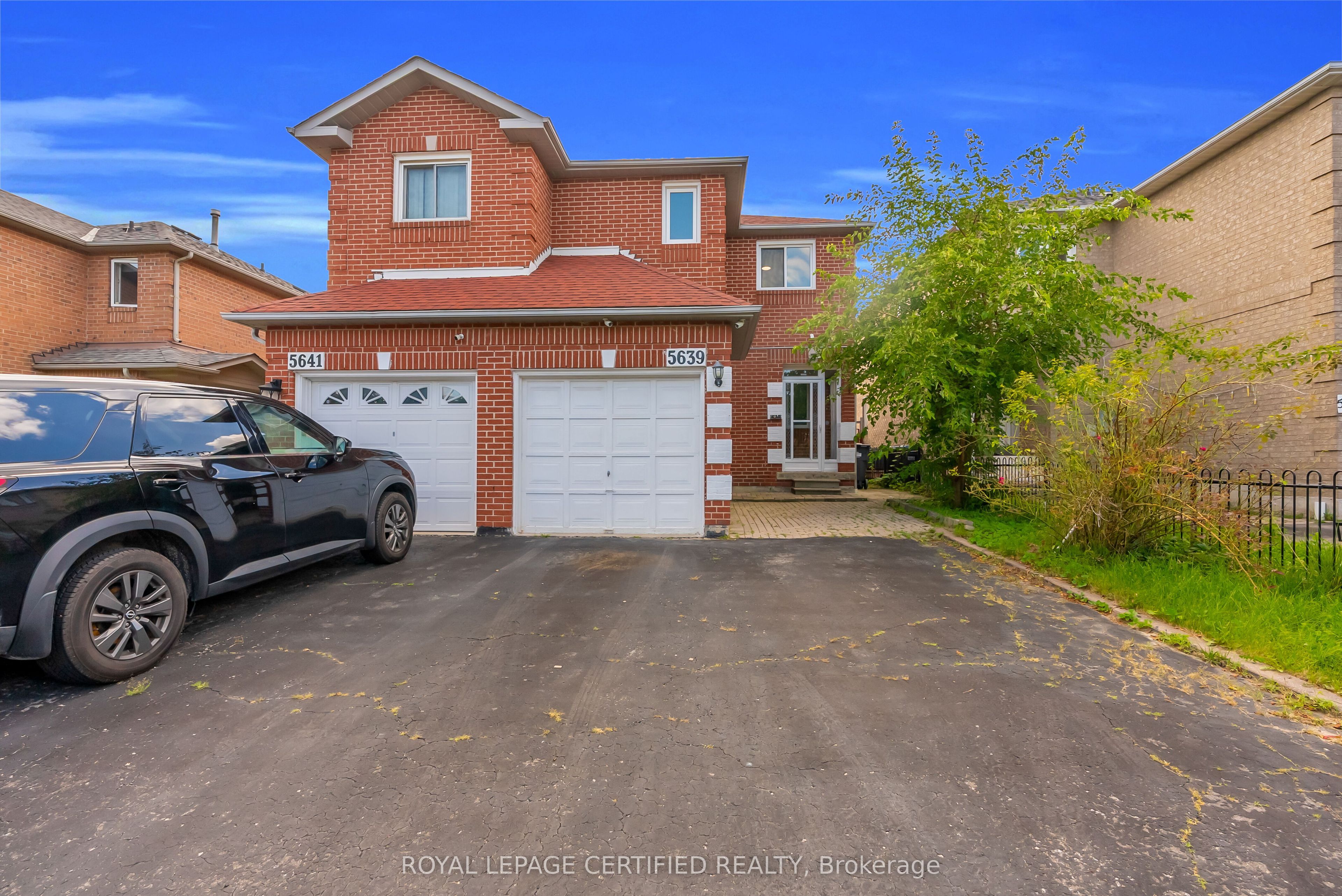 5639 Whistler Crescent, Mississauga, ON L4Z 3R7 photo 2