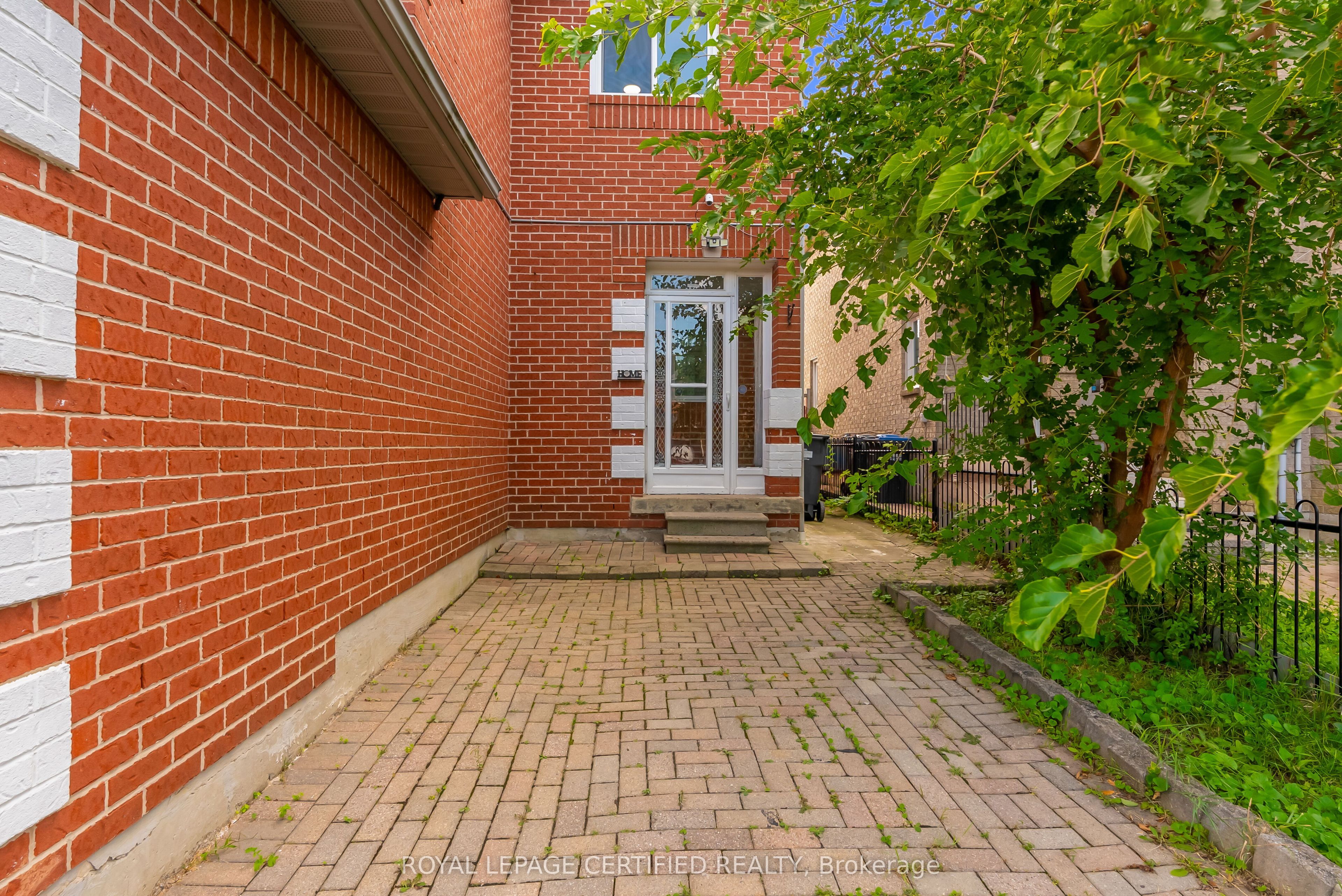 5639 Whistler Crescent, Mississauga, ON L4Z 3R7 photo 4