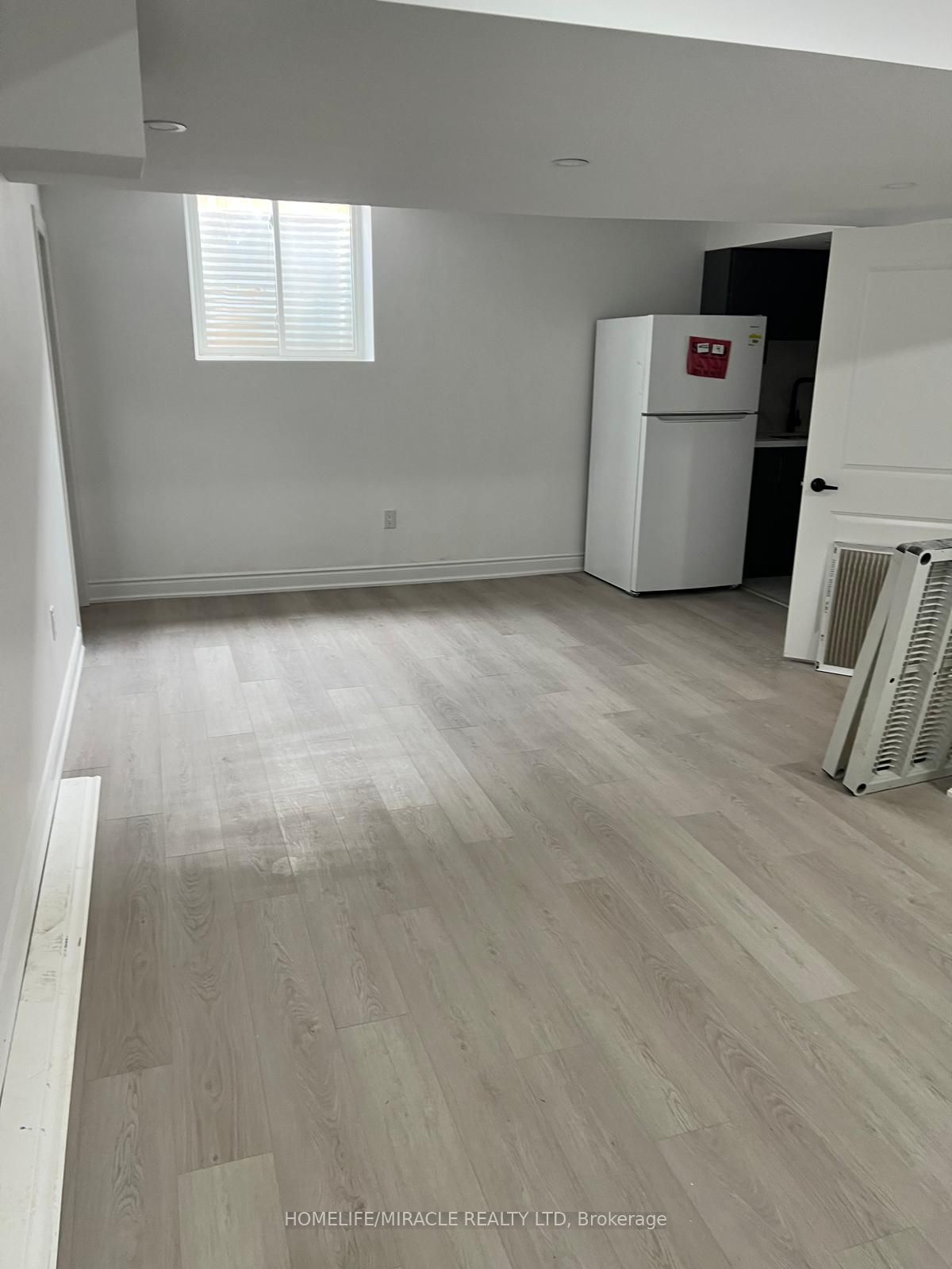 23 N Aldenham Street, Brampton, ON L6X 5S2 photo 3