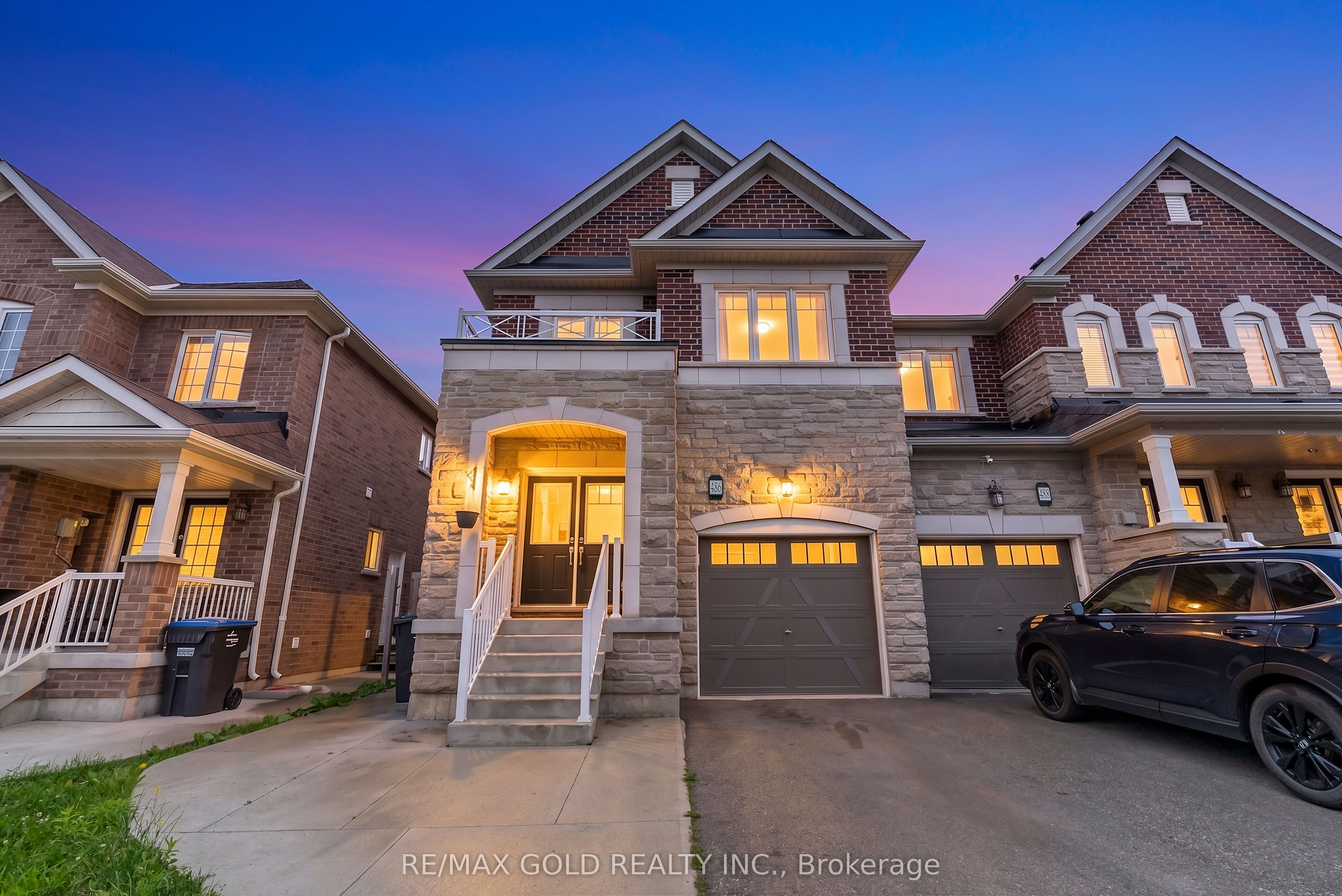 486 Queen Mary Drive, Brampton, ON L7A 4N3