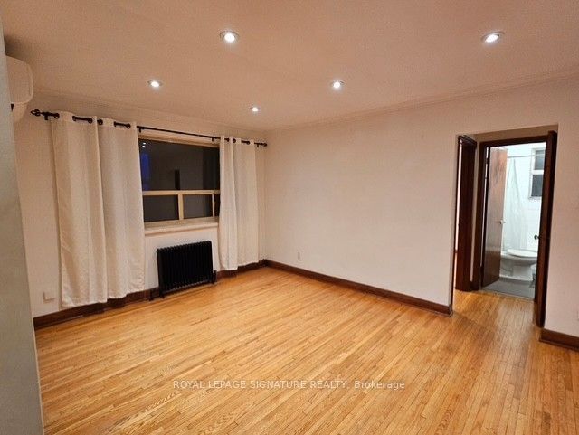71 Thirteenth Street 3, Toronto, ON M8V 3H5