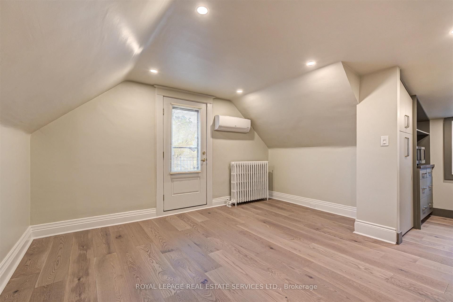 150 Medland Street 3, Toronto, ON M6P 2N5 photo 5