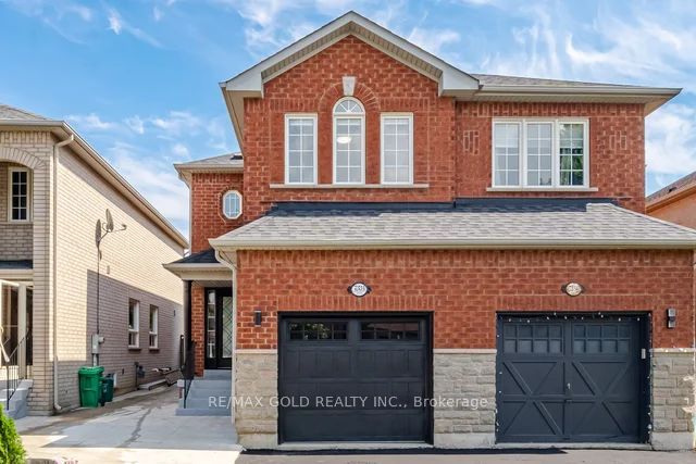 7334 Lowville Heights, Mississauga, ON L5N 8L4 photo 2