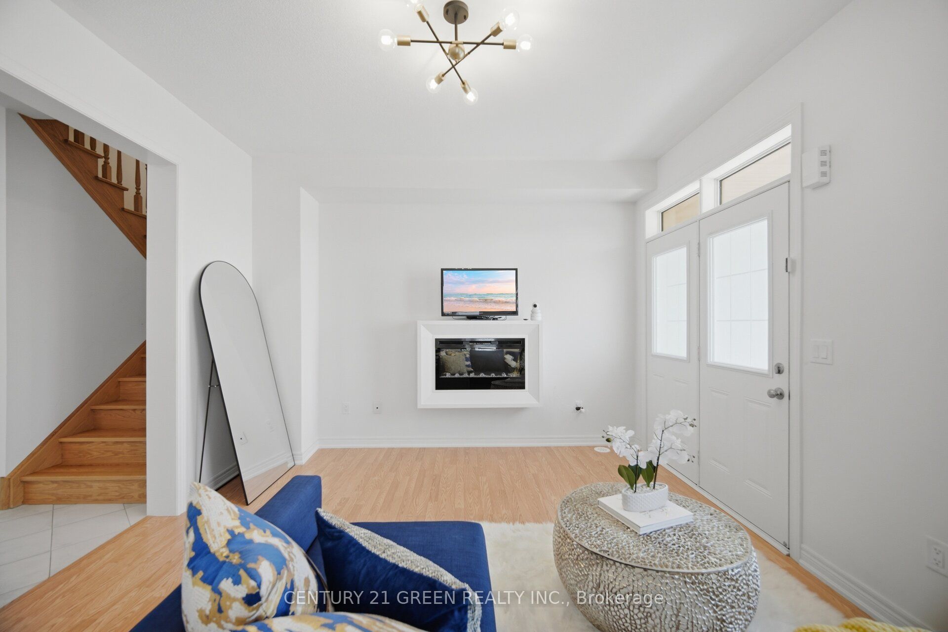 537 Dundas Street E, Oakville, ON L6H 3P6 photo 4