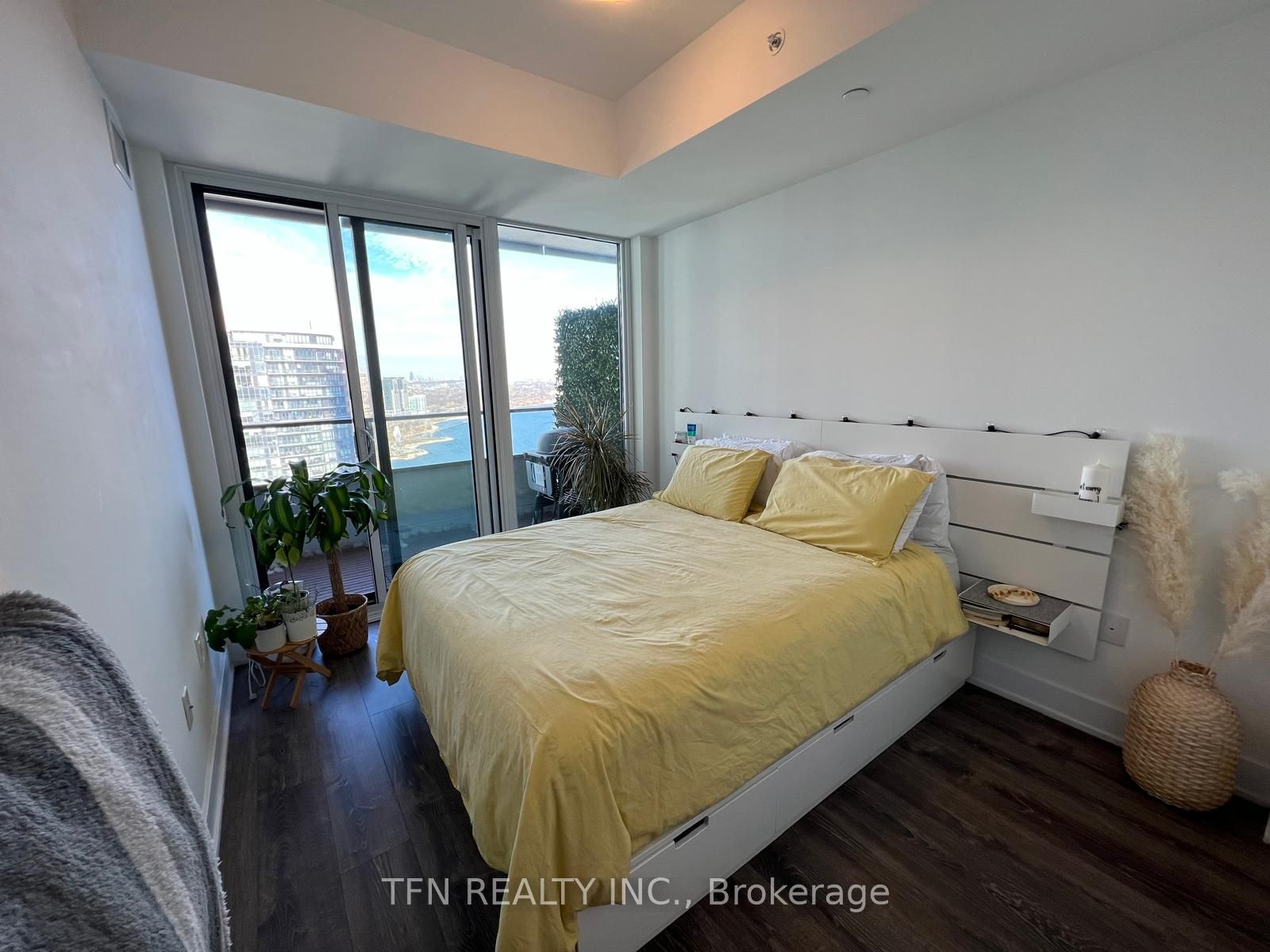 20 Shorebreeze Drive 3406, Toronto, ON M8V 0A1 photo 5