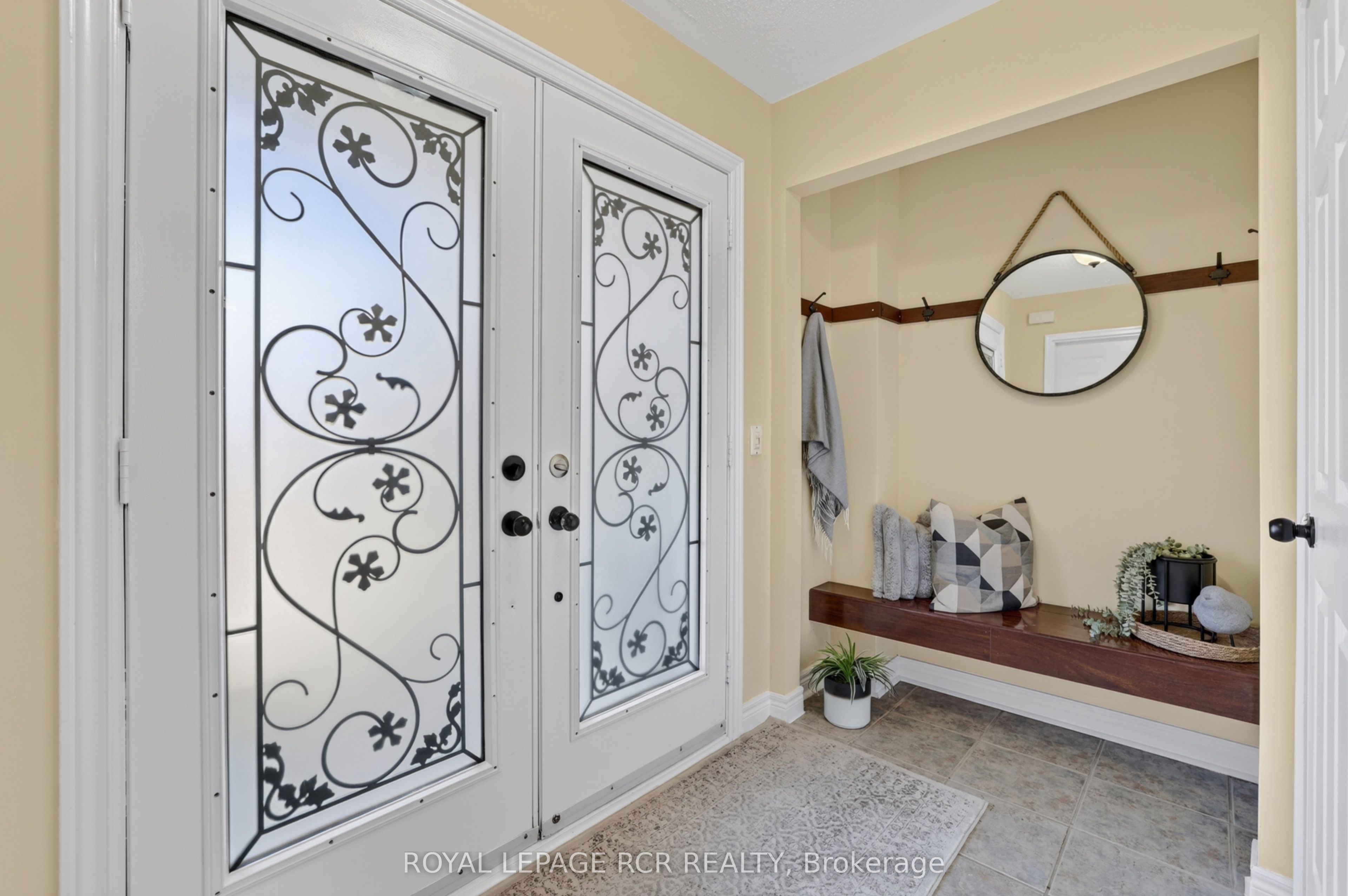 94 Atwood Avenue, Halton Hills, ON L7G 6A1 photo 4